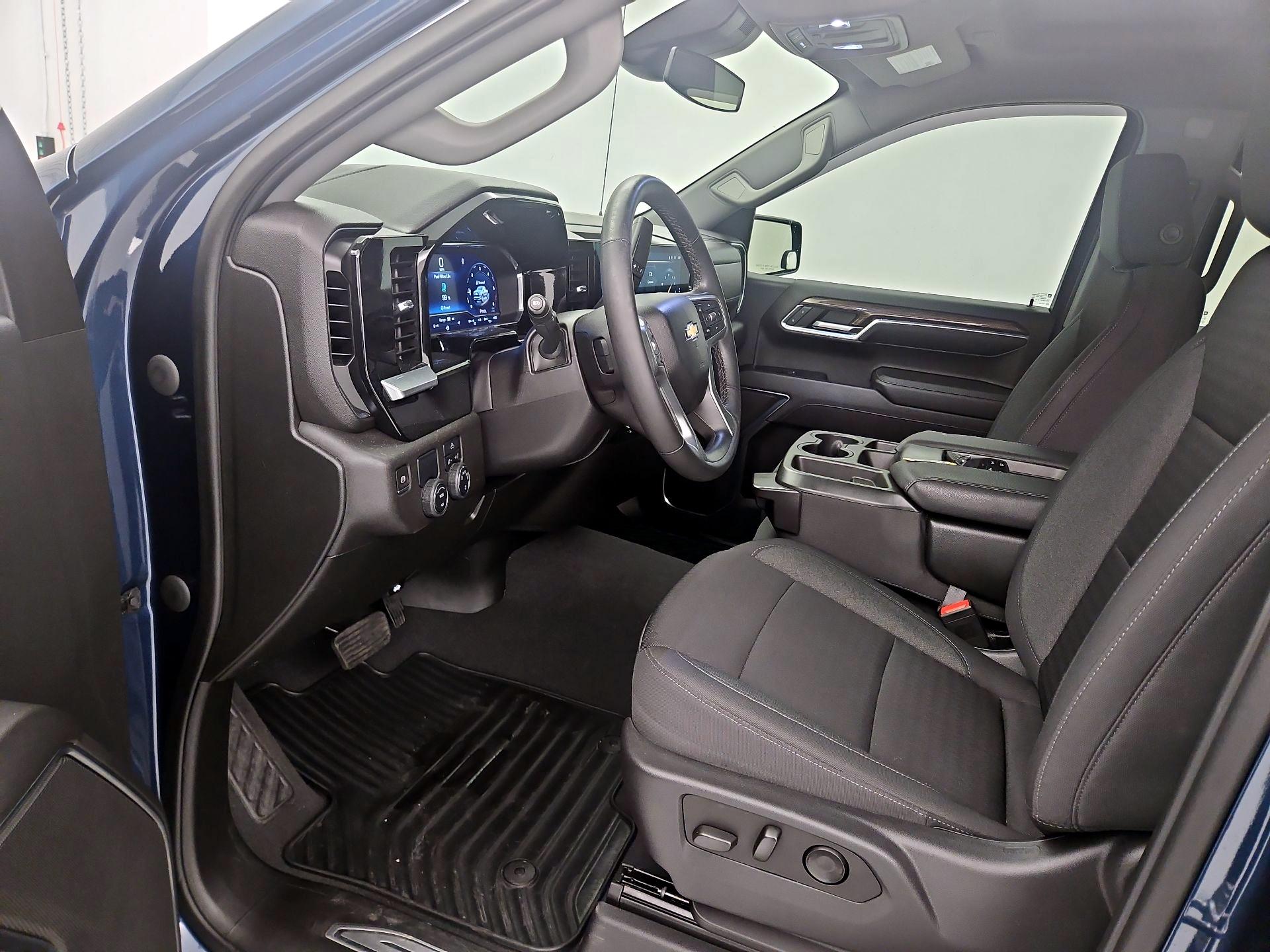 Thumbnail: 2023 Chevrolet Silverado 1500 - 11