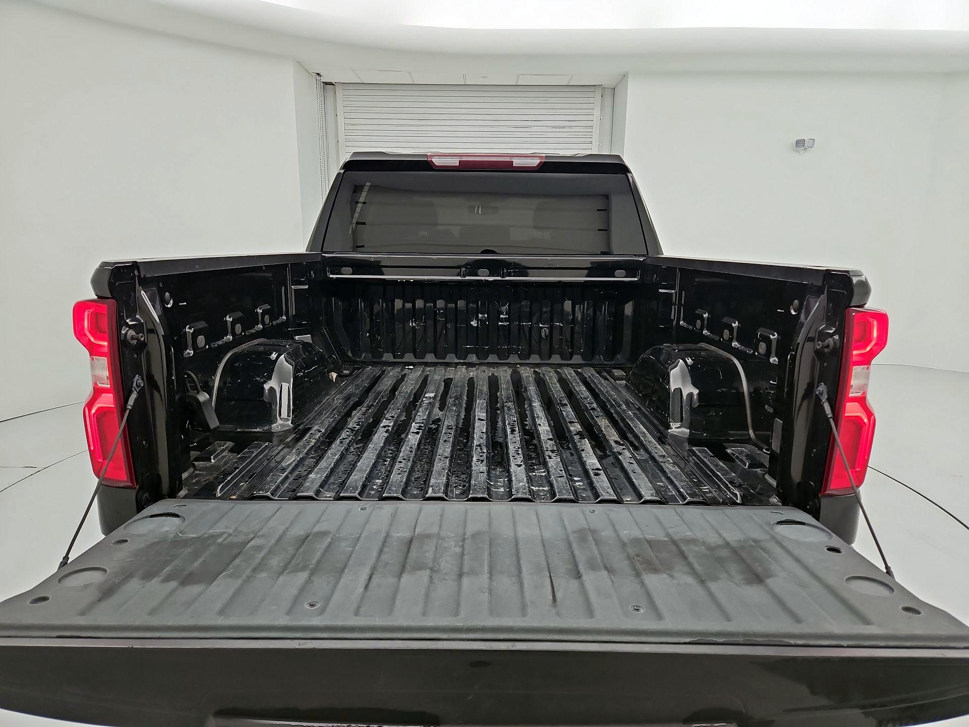 Thumbnail: 2021 Chevrolet Silverado 1500 - 20