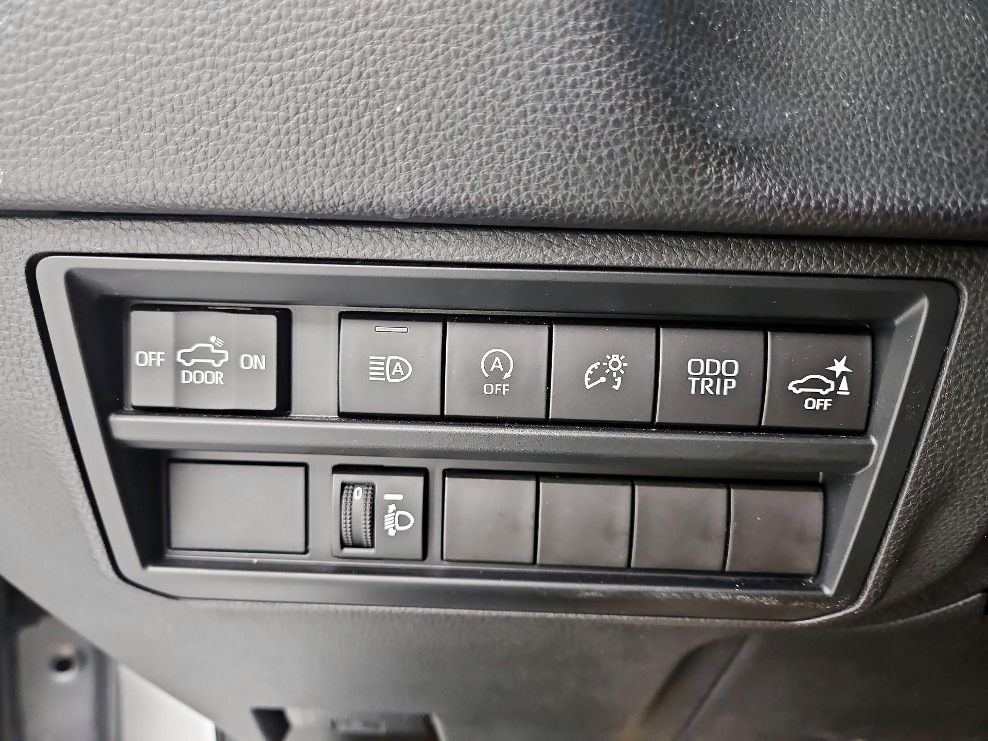 Thumbnail: 2023 Toyota Tundra - 13