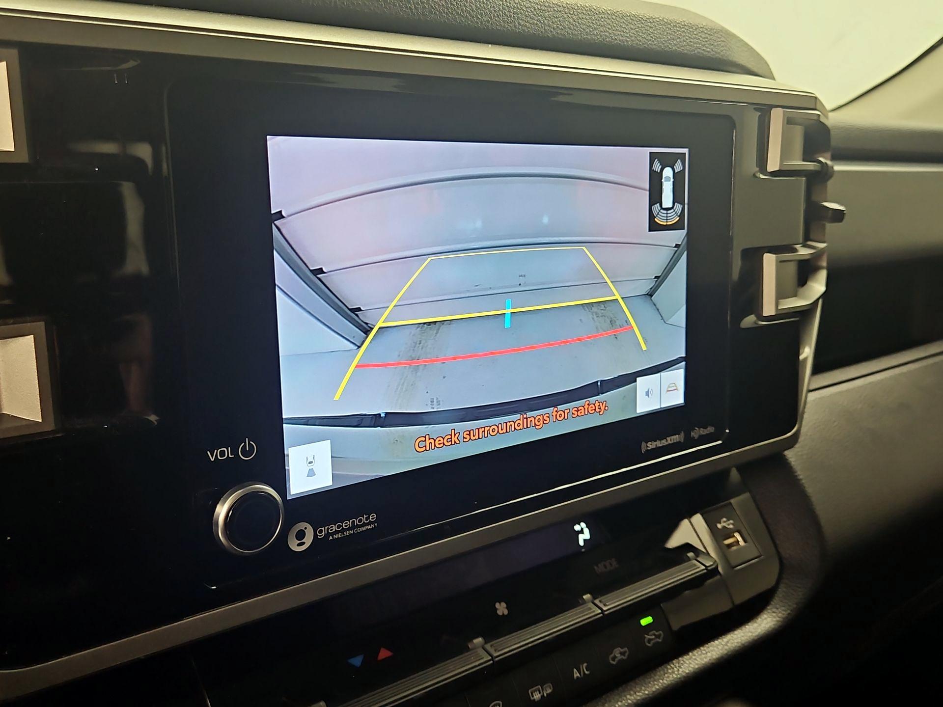 Thumbnail: 2022 Toyota Tundra - 14