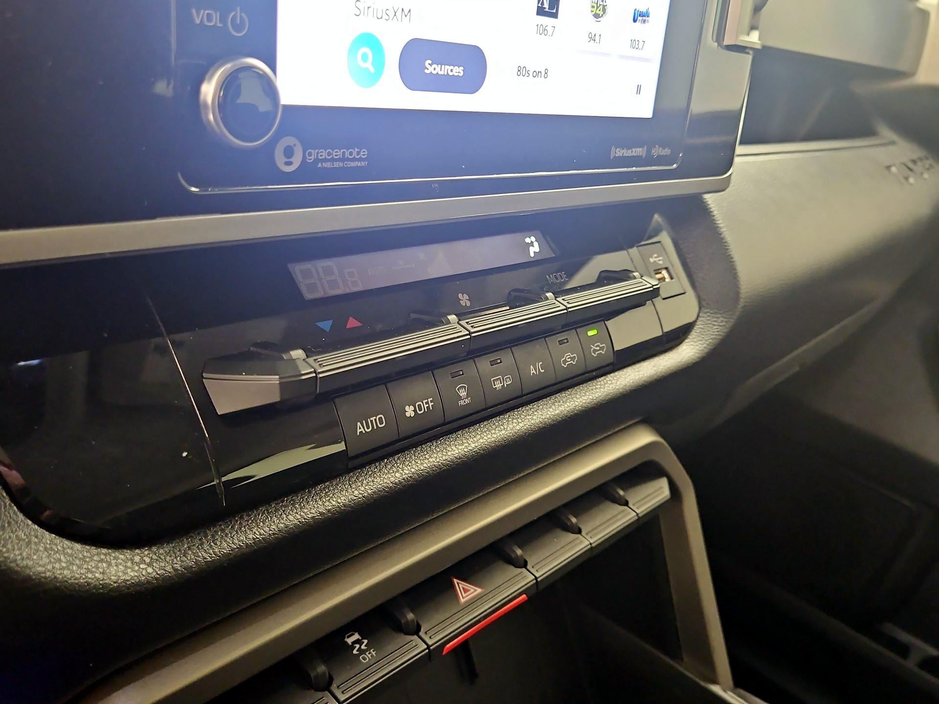 Thumbnail: 2022 Toyota Tundra - 16