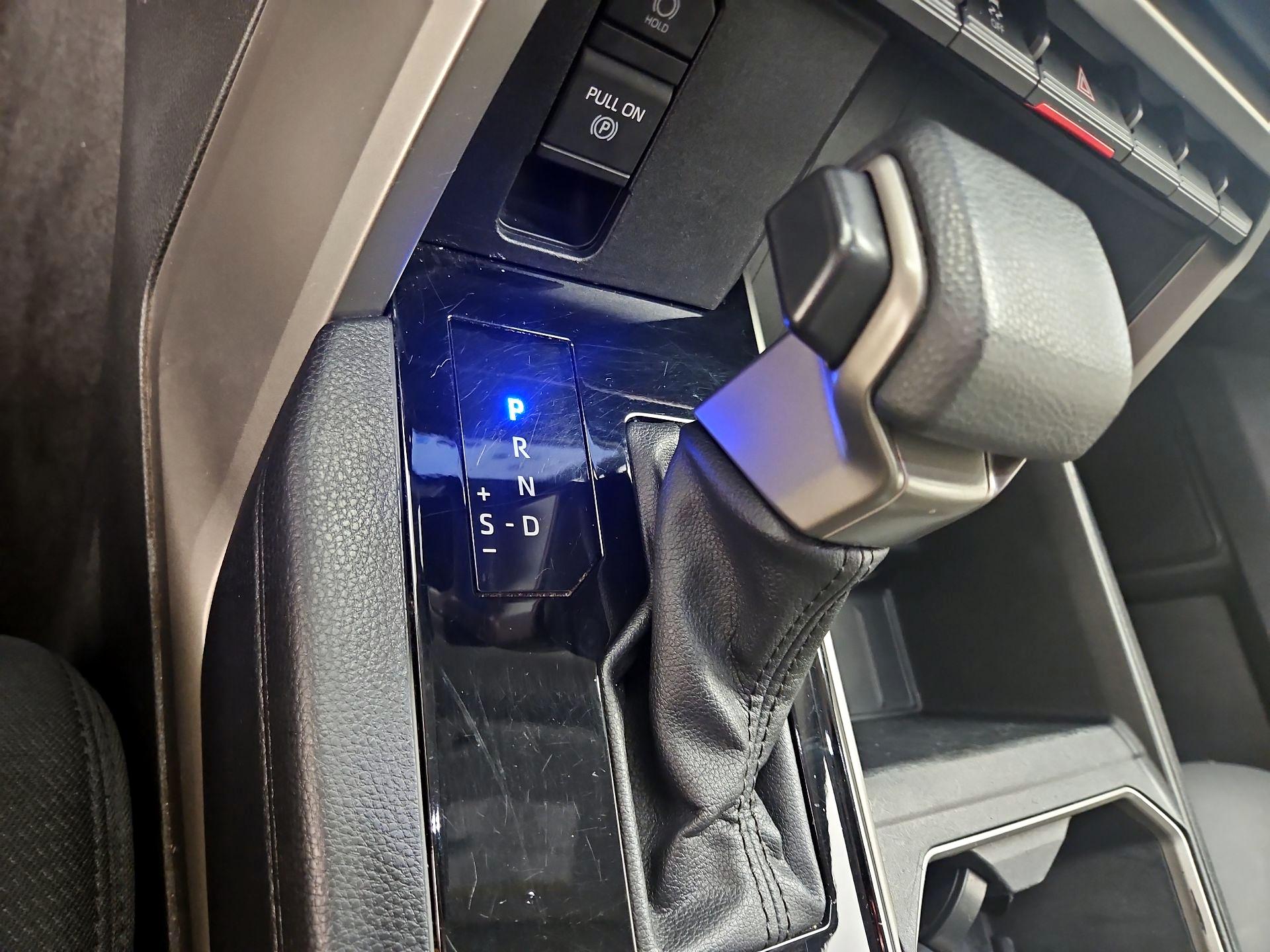 Thumbnail: 2022 Toyota Tundra - 17