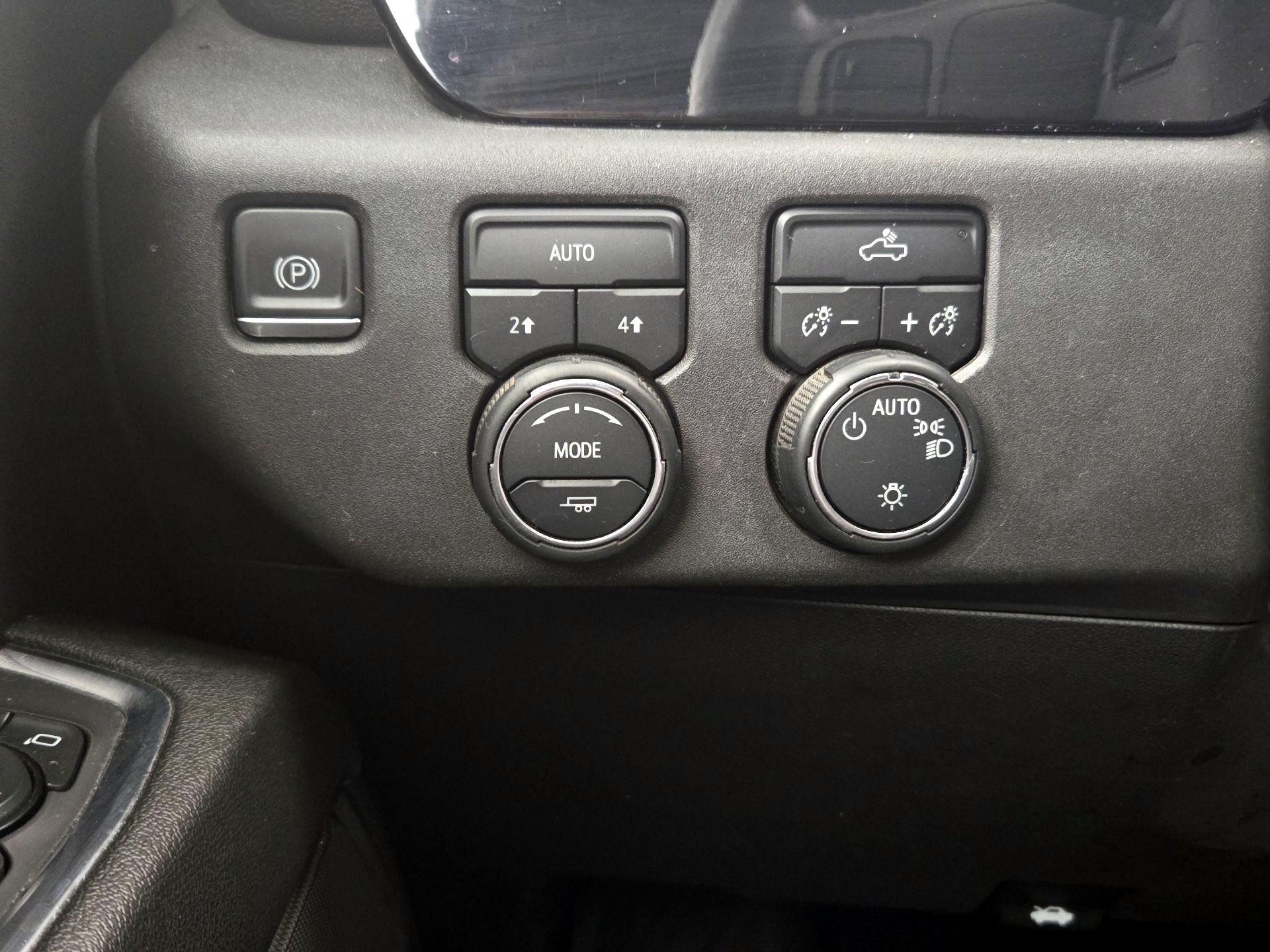 Thumbnail: 2023 Chevrolet Silverado 1500 - 13