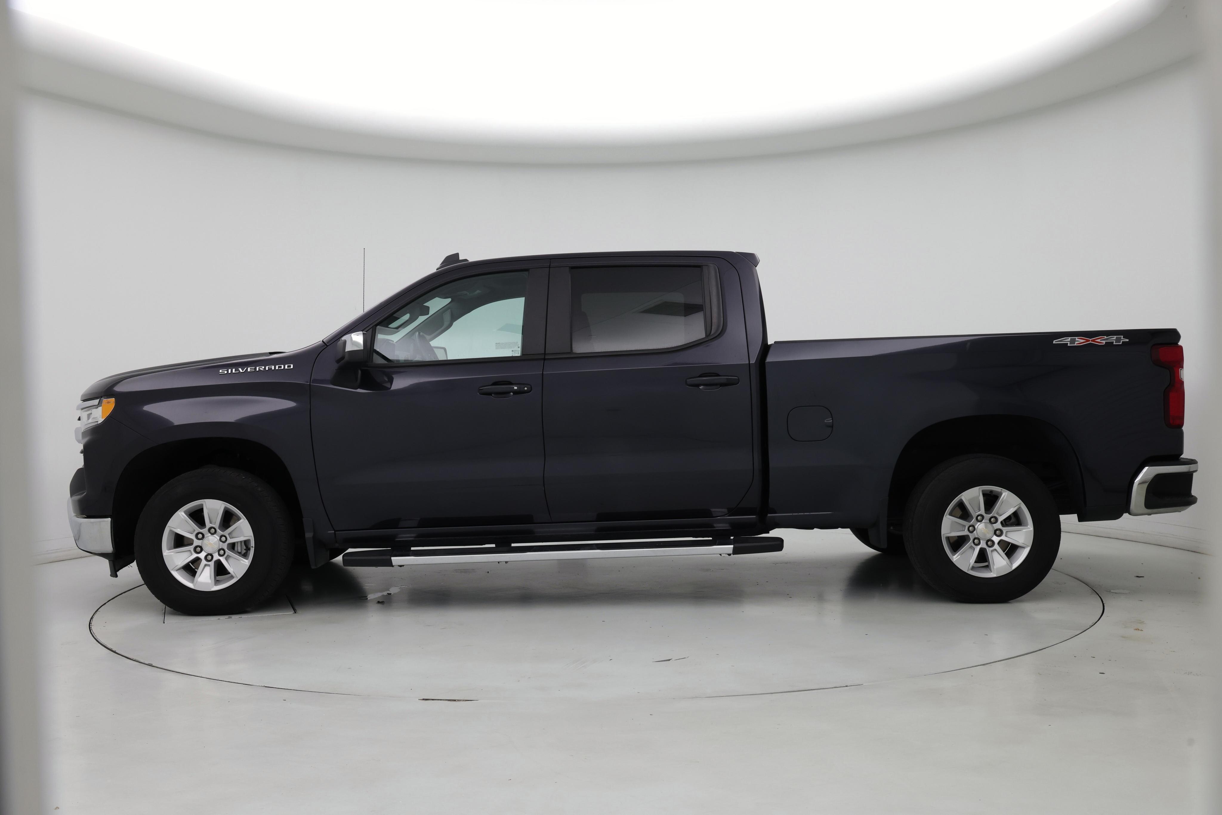 Thumbnail: 2023 Chevrolet Silverado 1500 - 3