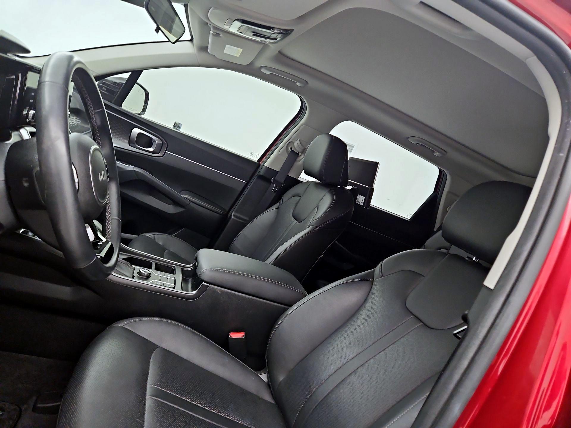 Thumbnail: 2023 Kia Sorento - 20