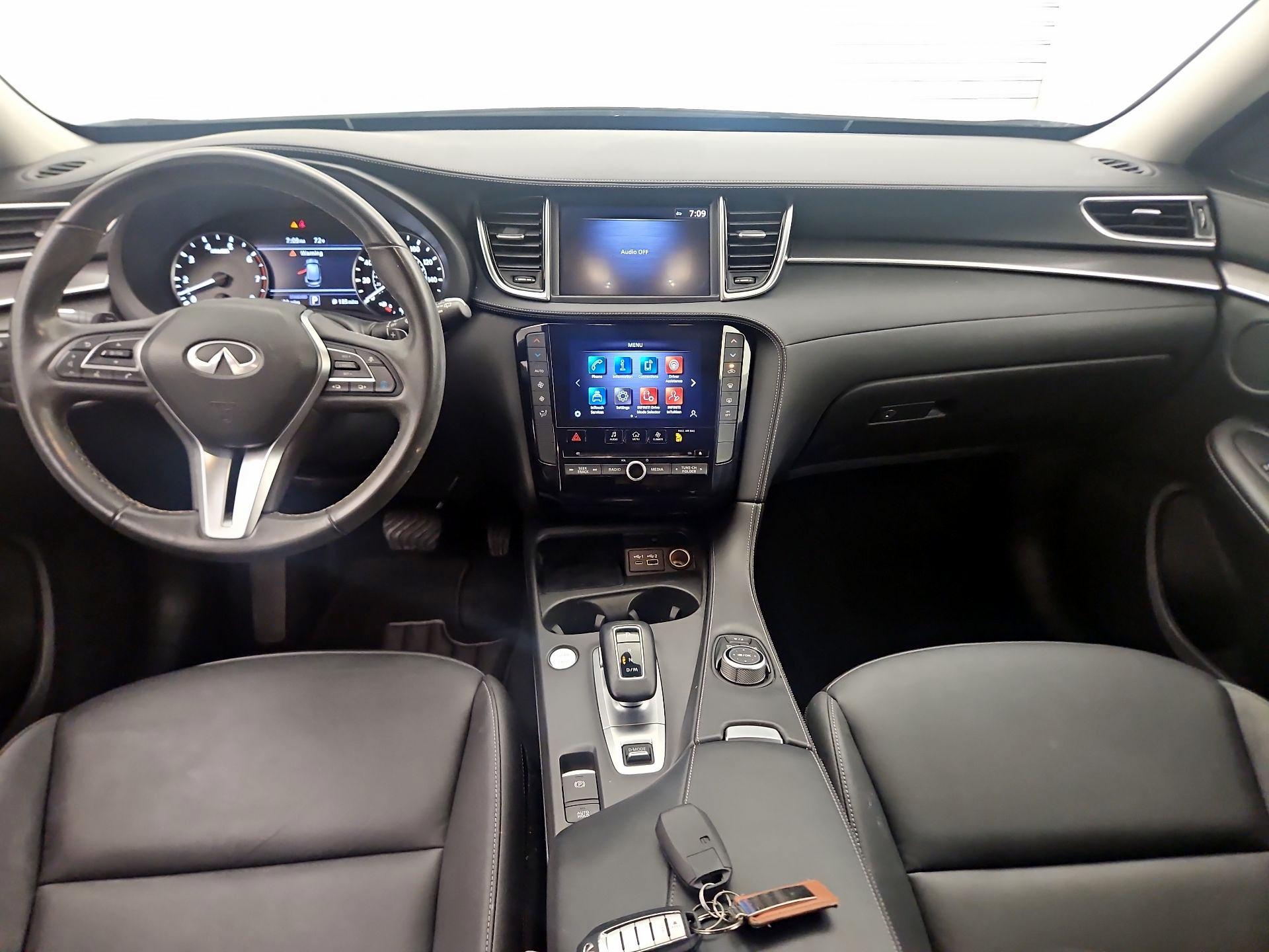 Thumbnail: 2023 INFINITI QX50 - 9