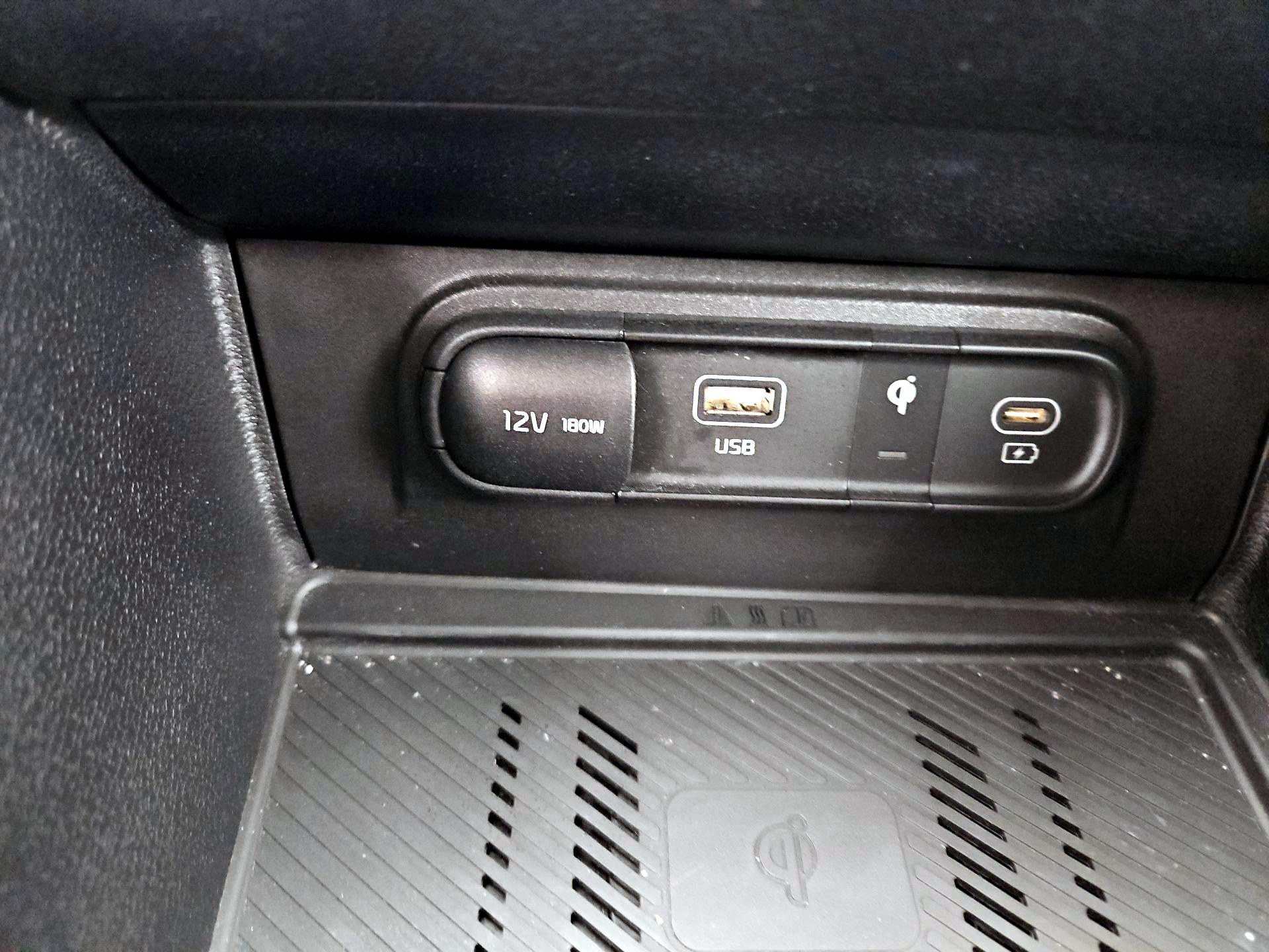 Thumbnail: 2024 Kia Sportage - 18