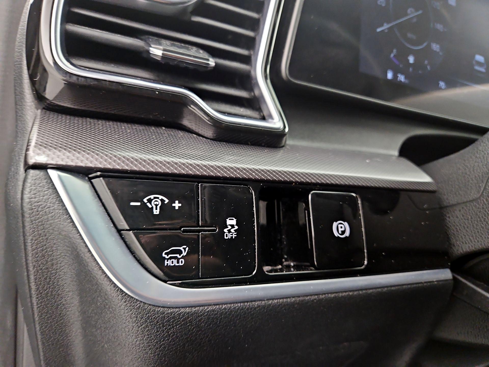 Thumbnail: 2023 Kia Sportage - 13