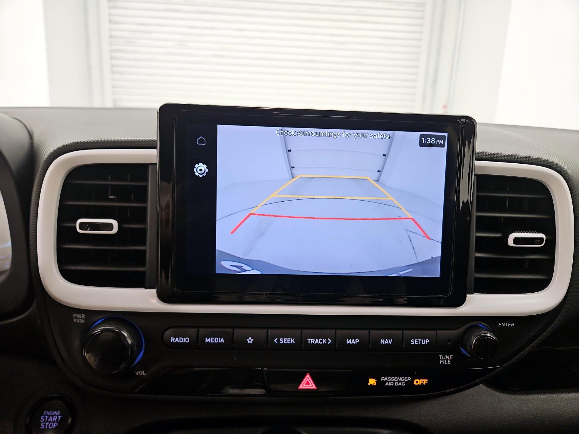 Thumbnail: 2023 Hyundai Venue - 15