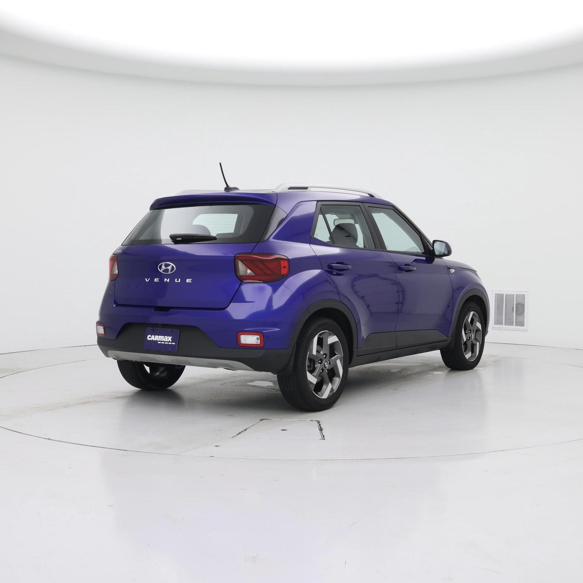 Thumbnail: 2023 Hyundai Venue - 8