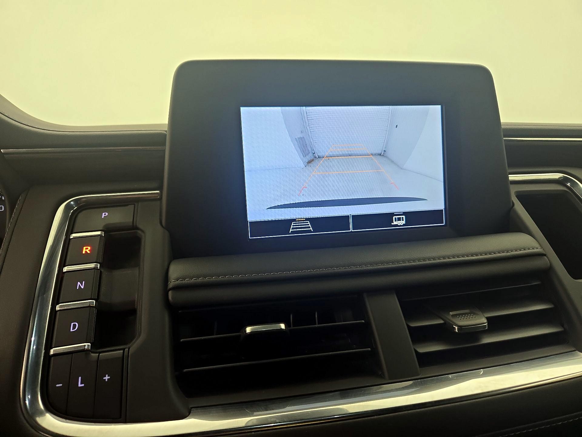 Thumbnail: 2023 Chevrolet Tahoe - 14