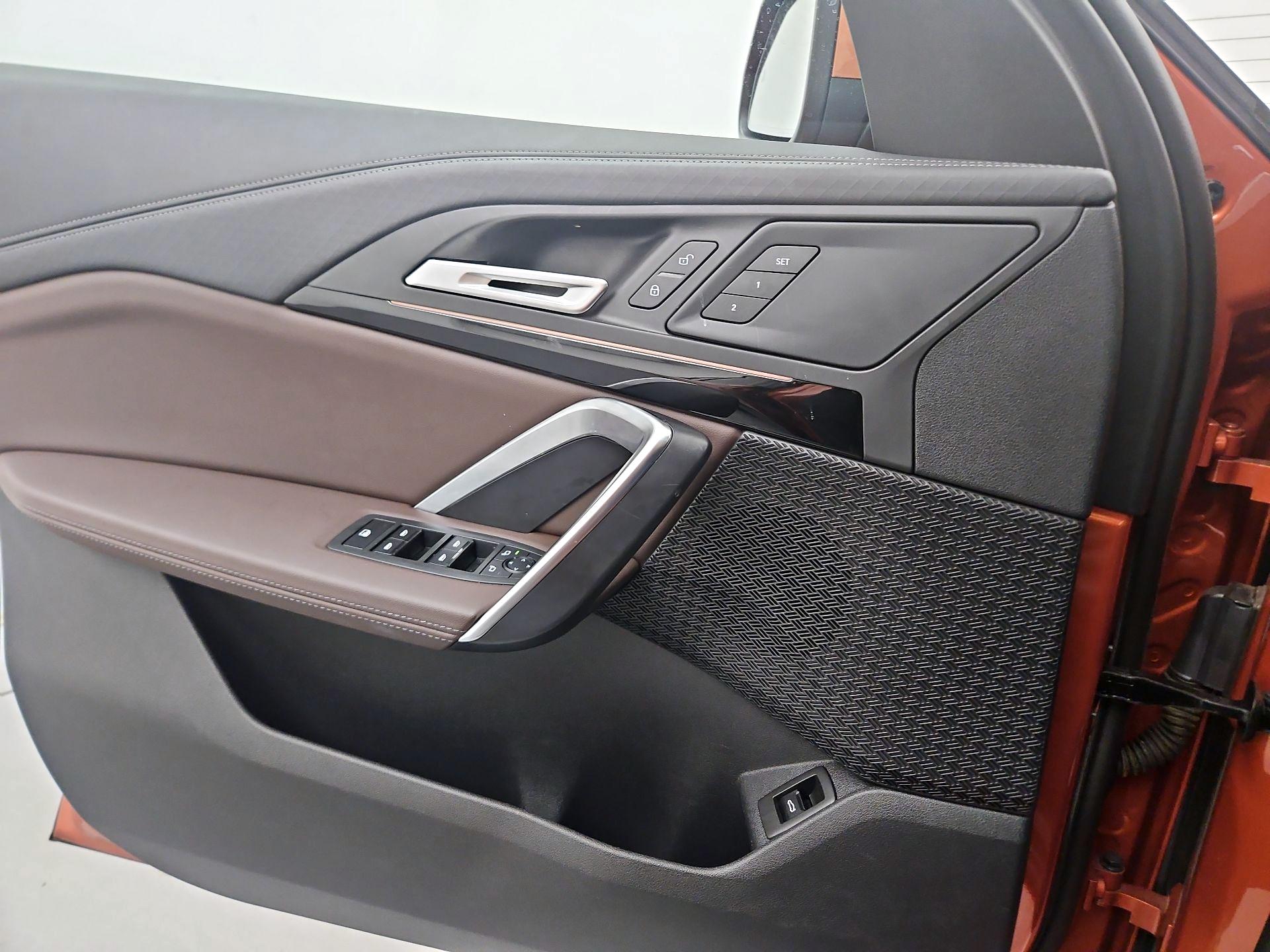 Thumbnail: 2025 BMW X2 - 12