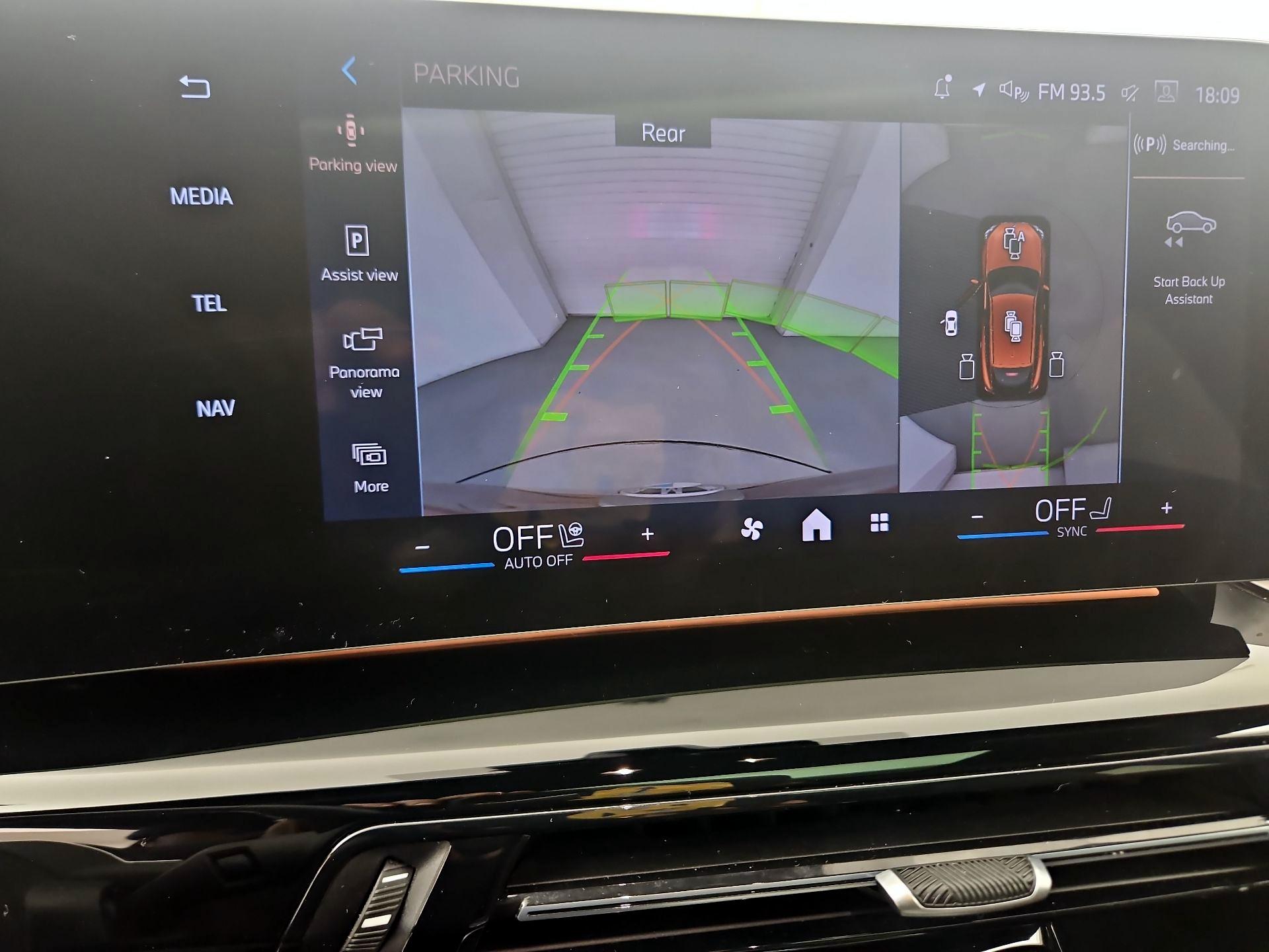 Thumbnail: 2025 BMW X2 - 14