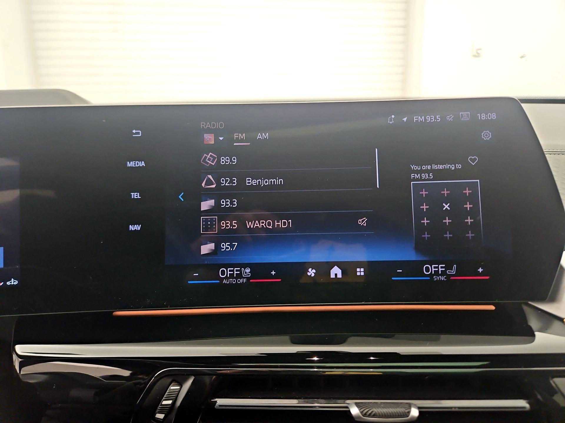 Thumbnail: 2025 BMW X2 - 15