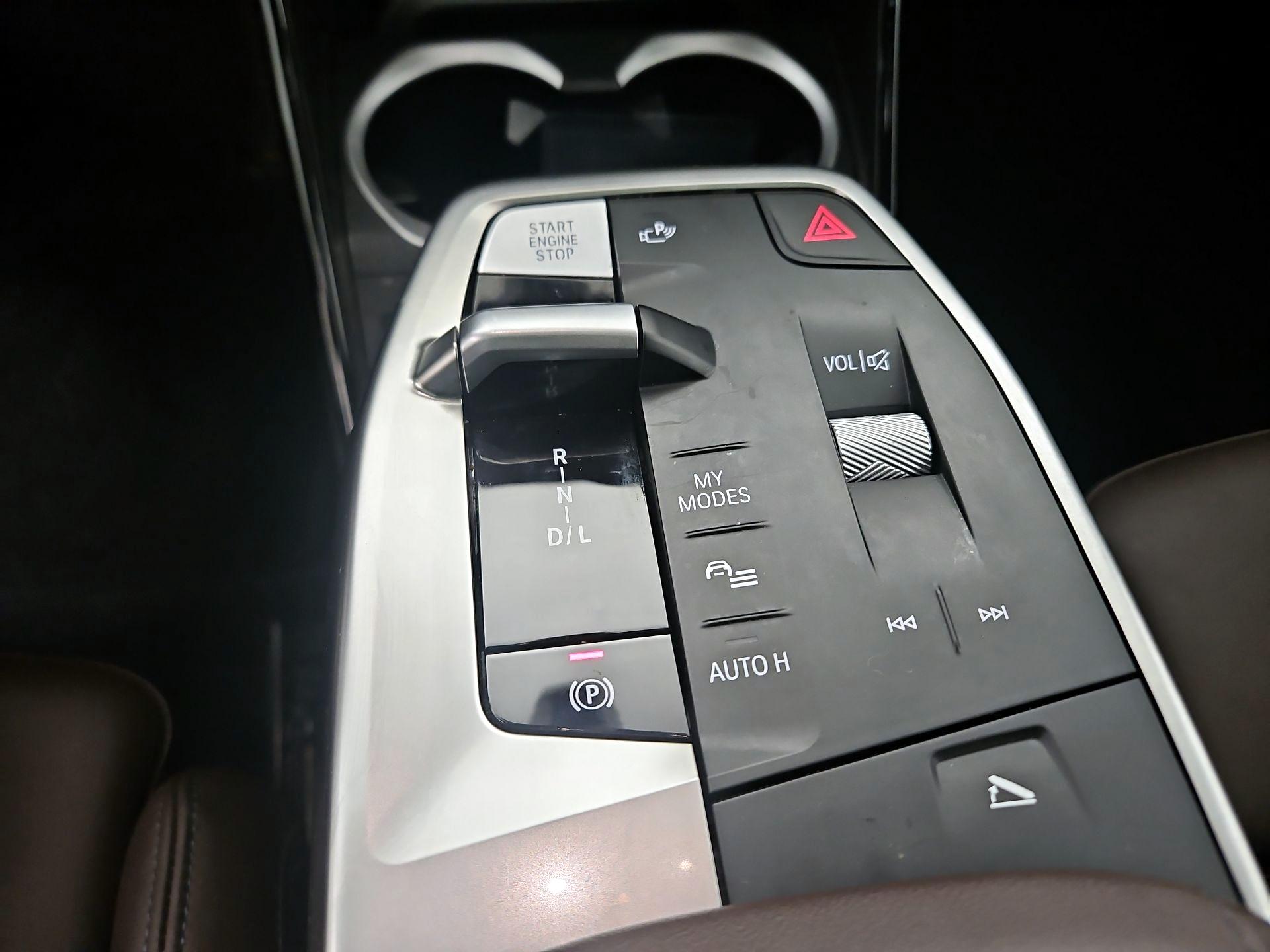 Thumbnail: 2025 BMW X2 - 17