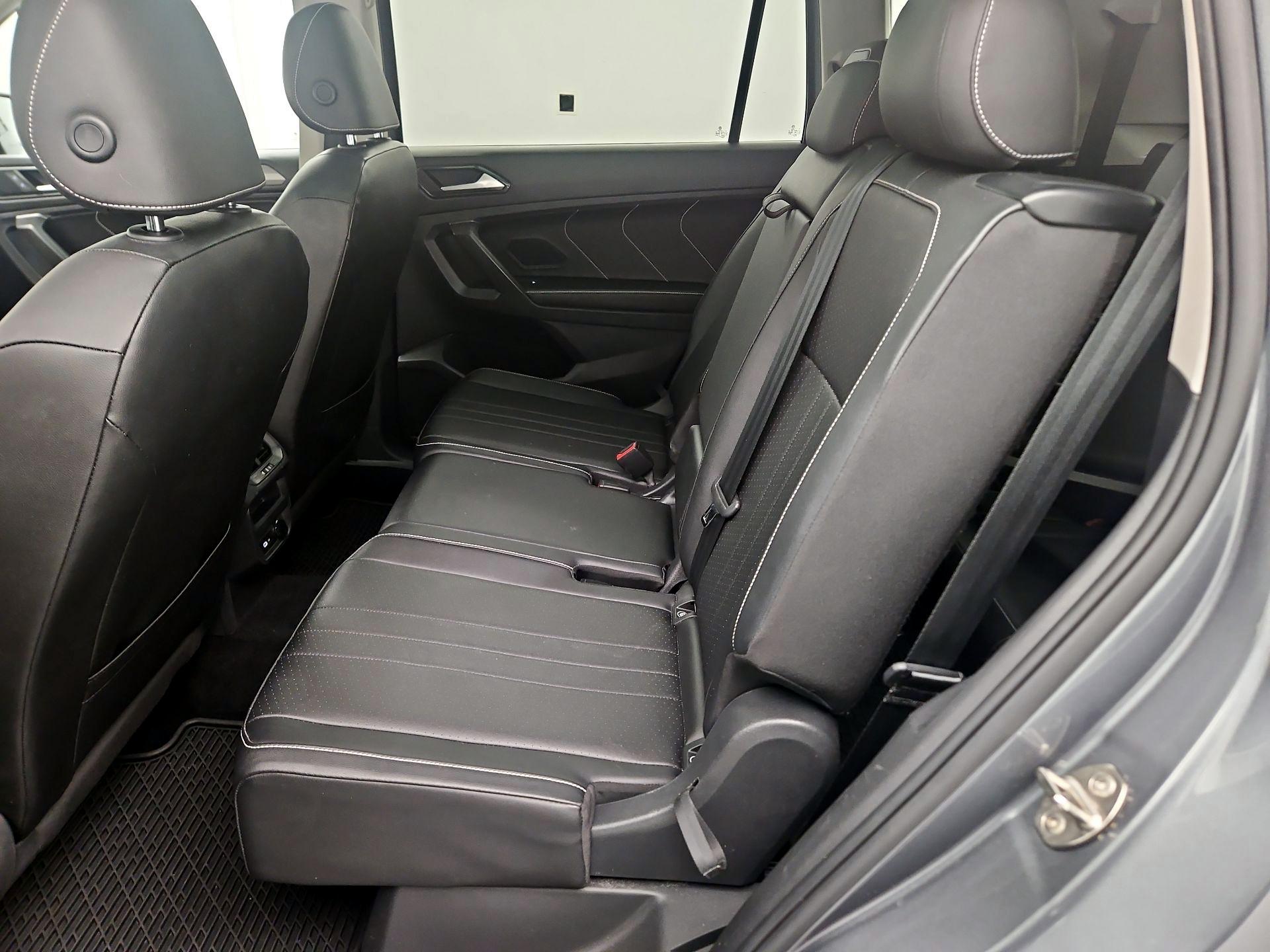 Thumbnail: 2022 Volkswagen Tiguan - 20