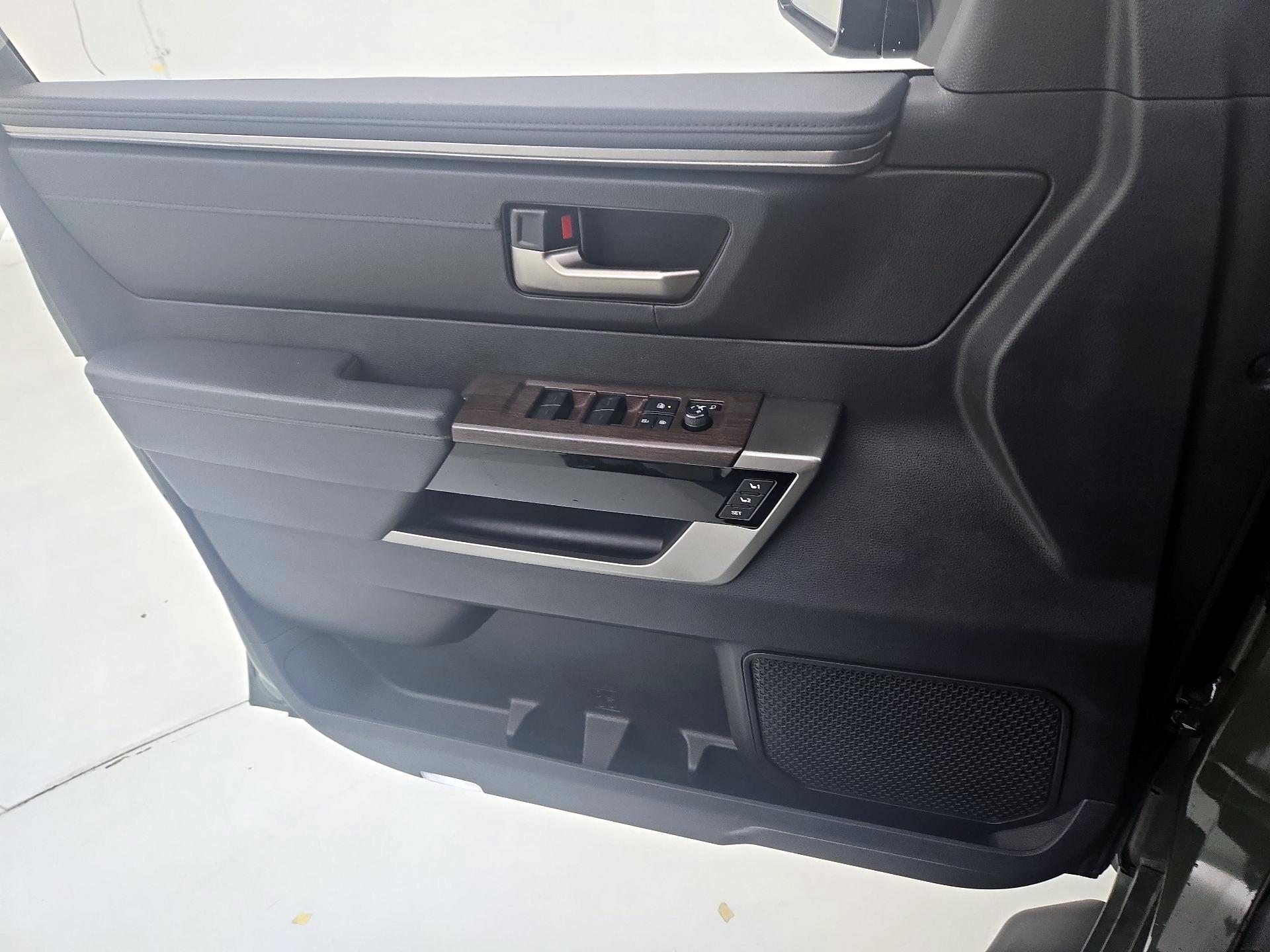 Thumbnail: 2023 Toyota Tundra - 12