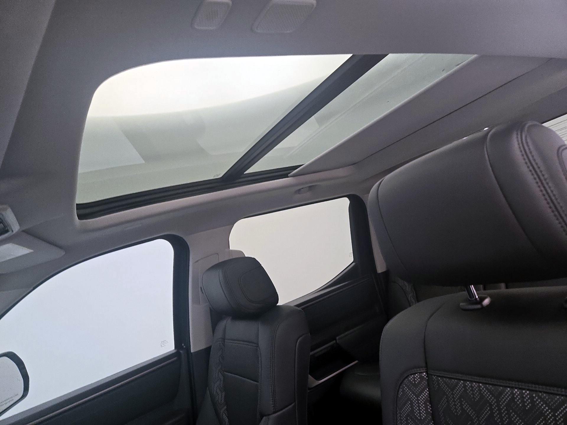 Thumbnail: 2023 Toyota Tundra - 19