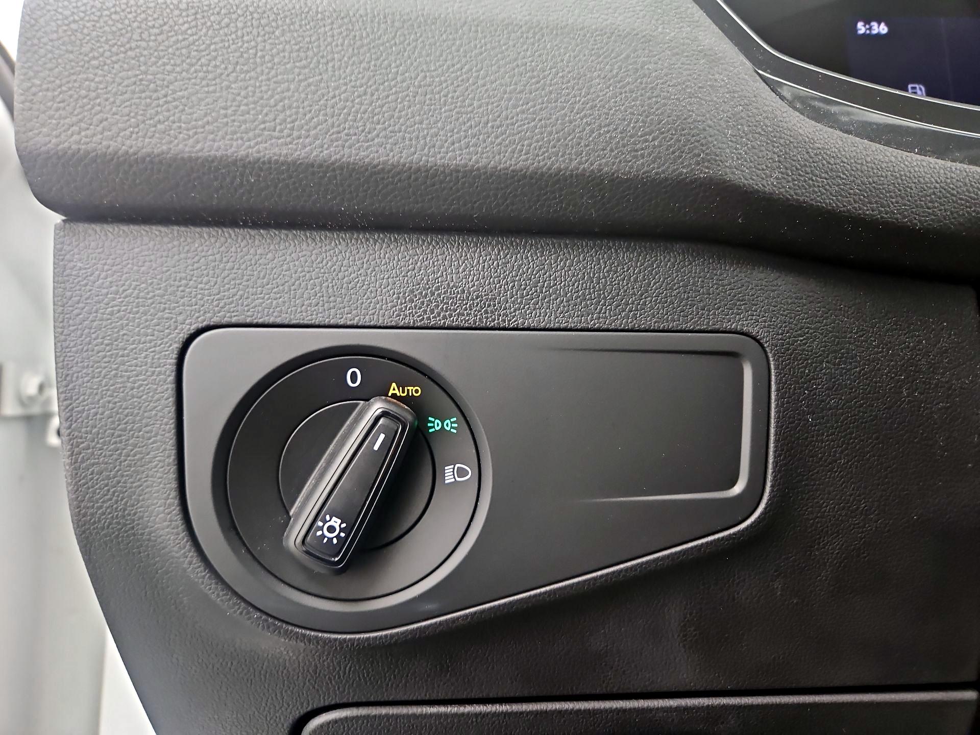 Thumbnail: 2023 Volkswagen Tiguan - 13