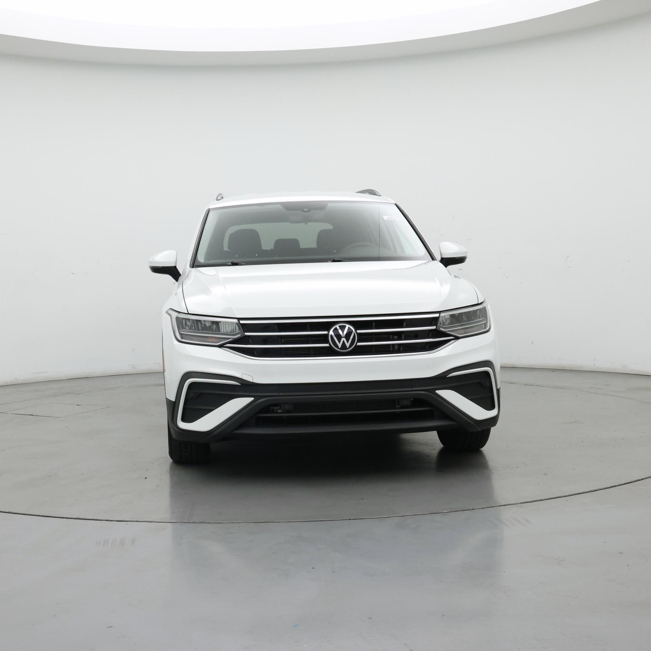 Thumbnail: 2023 Volkswagen Tiguan - 5