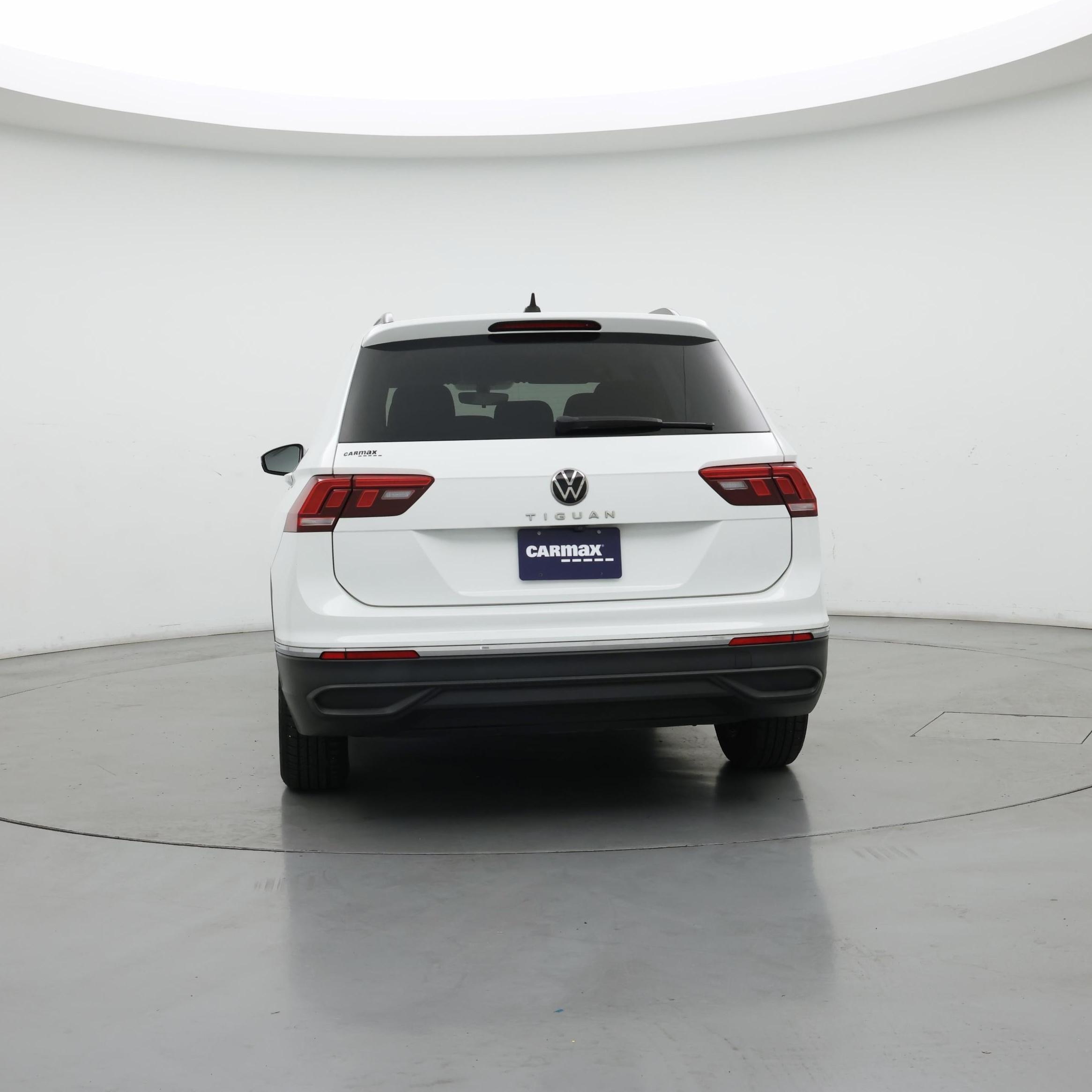 Thumbnail: 2023 Volkswagen Tiguan - 6