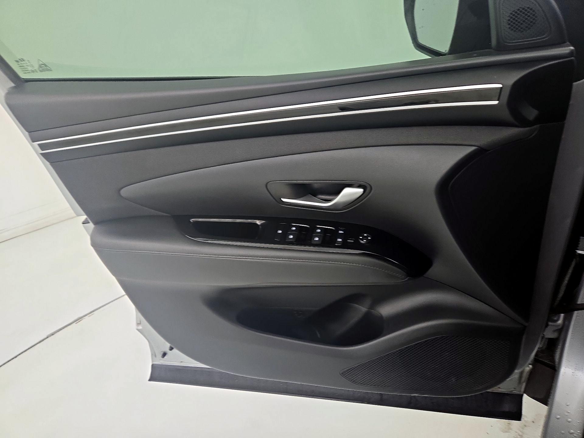 Thumbnail: 2022 Hyundai Tucson - 12