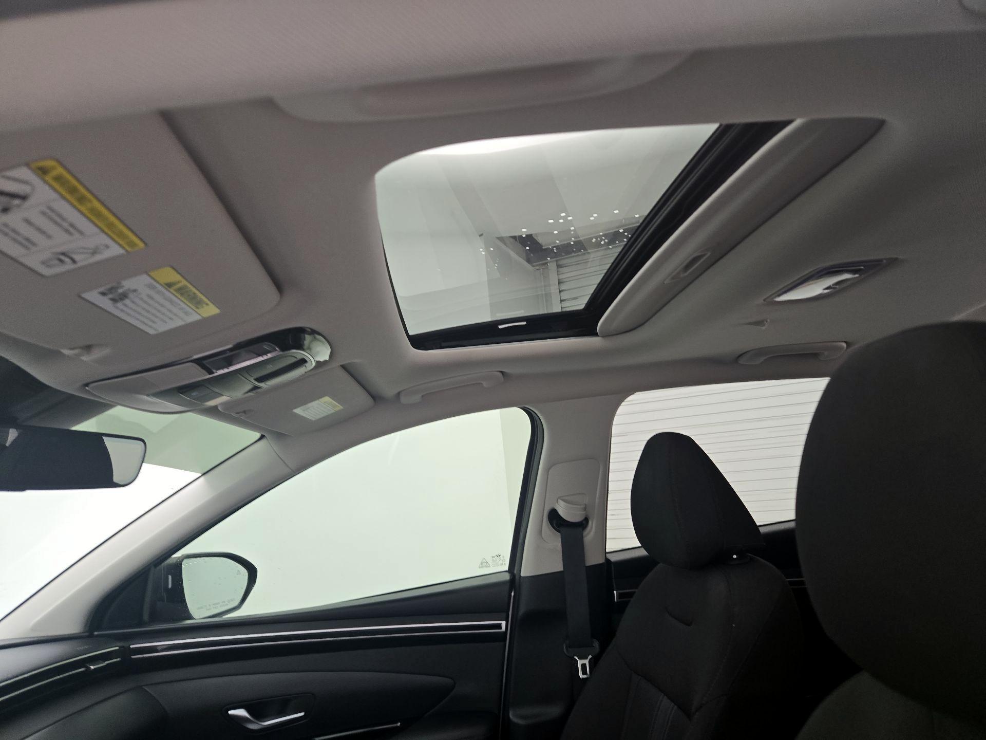 Thumbnail: 2022 Hyundai Tucson - 19