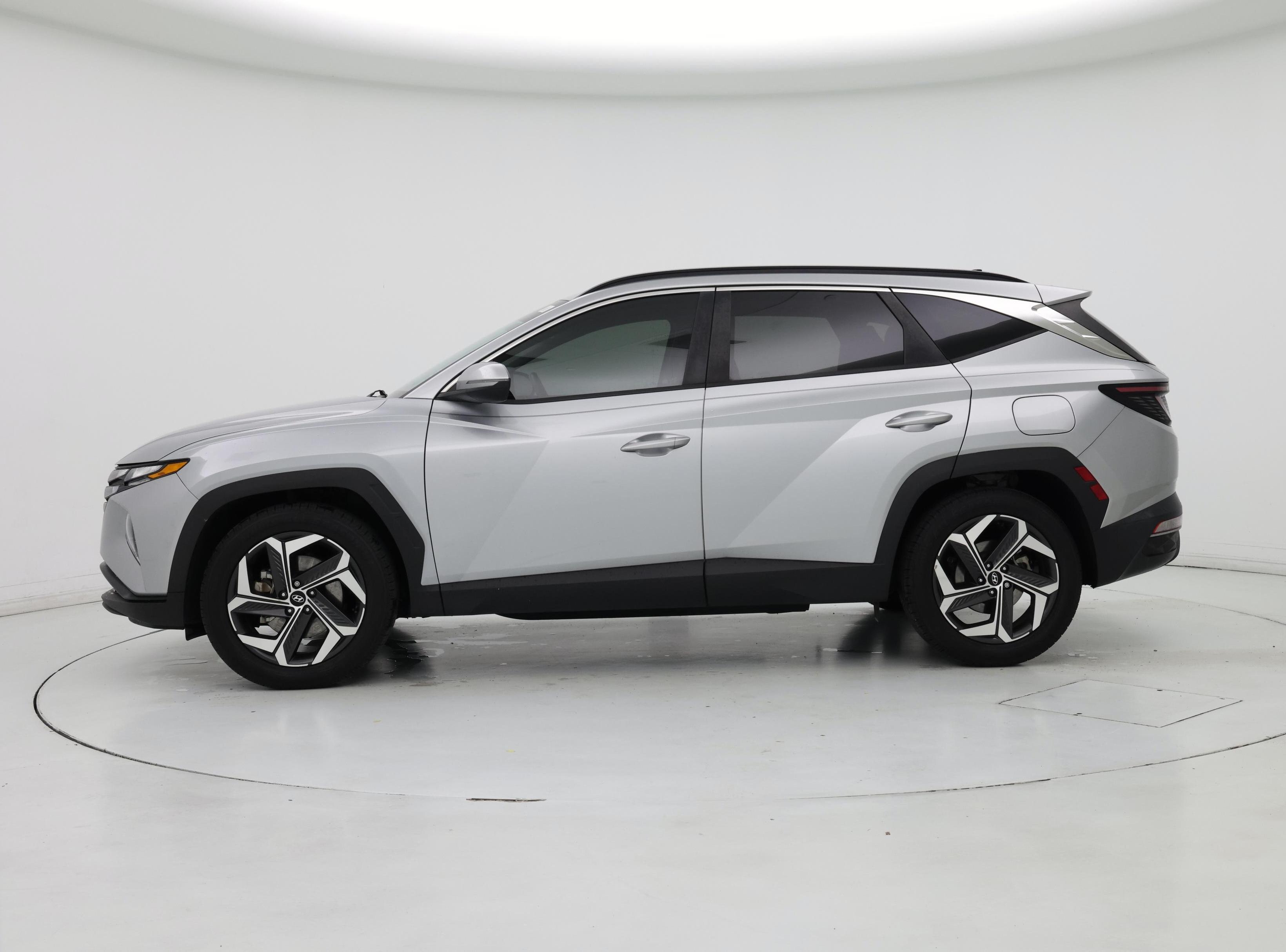 Thumbnail: 2022 Hyundai Tucson - 3