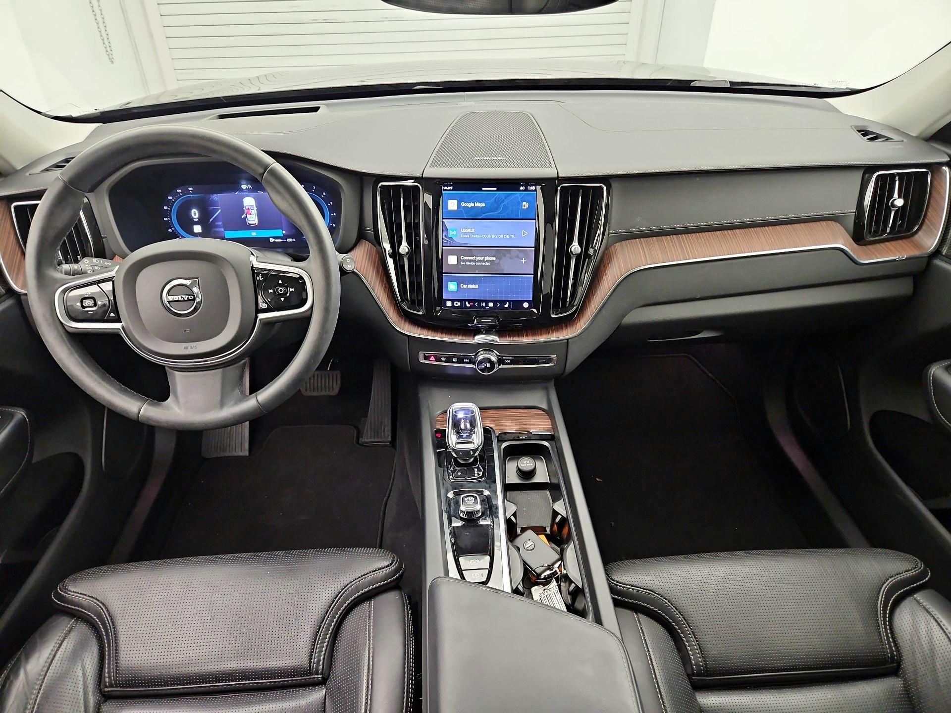 Thumbnail: 2023 Volvo XC60 - 9