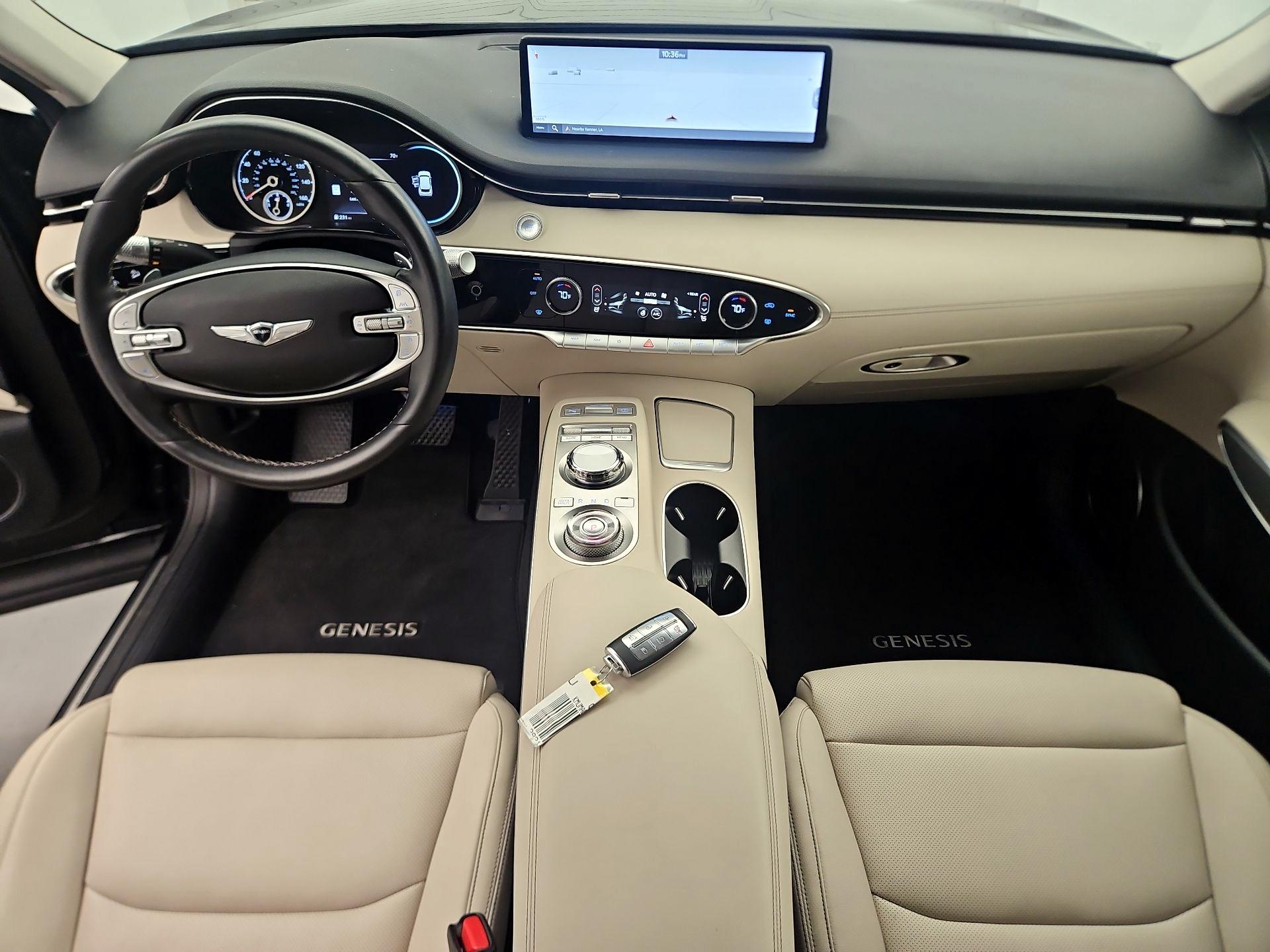 Thumbnail: 2025 Genesis GV70 - 9