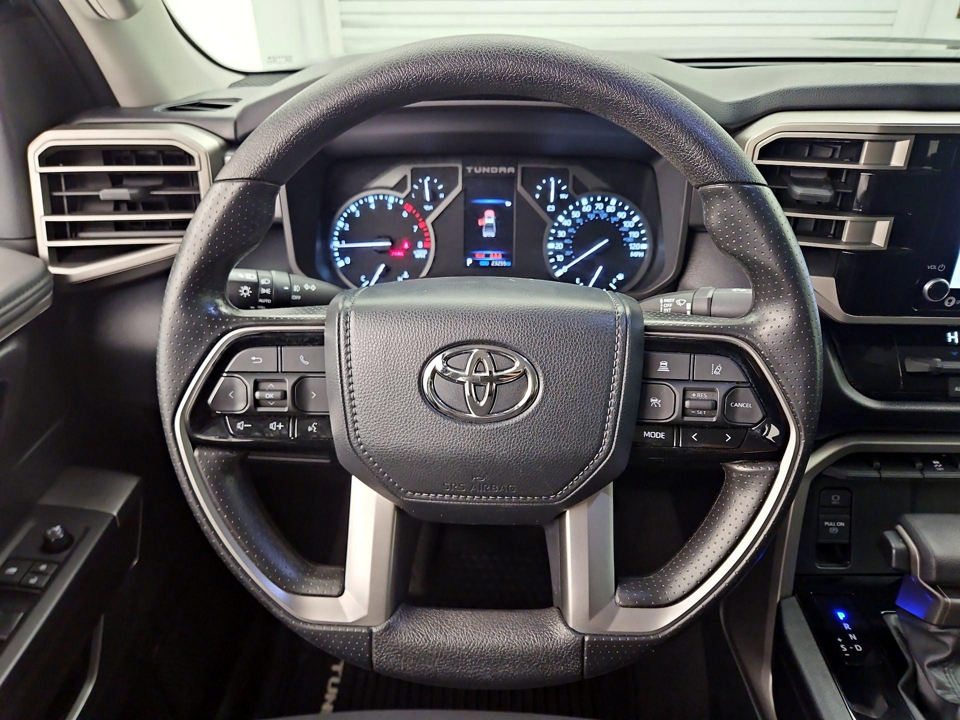 Thumbnail: 2023 Toyota Tundra - 10