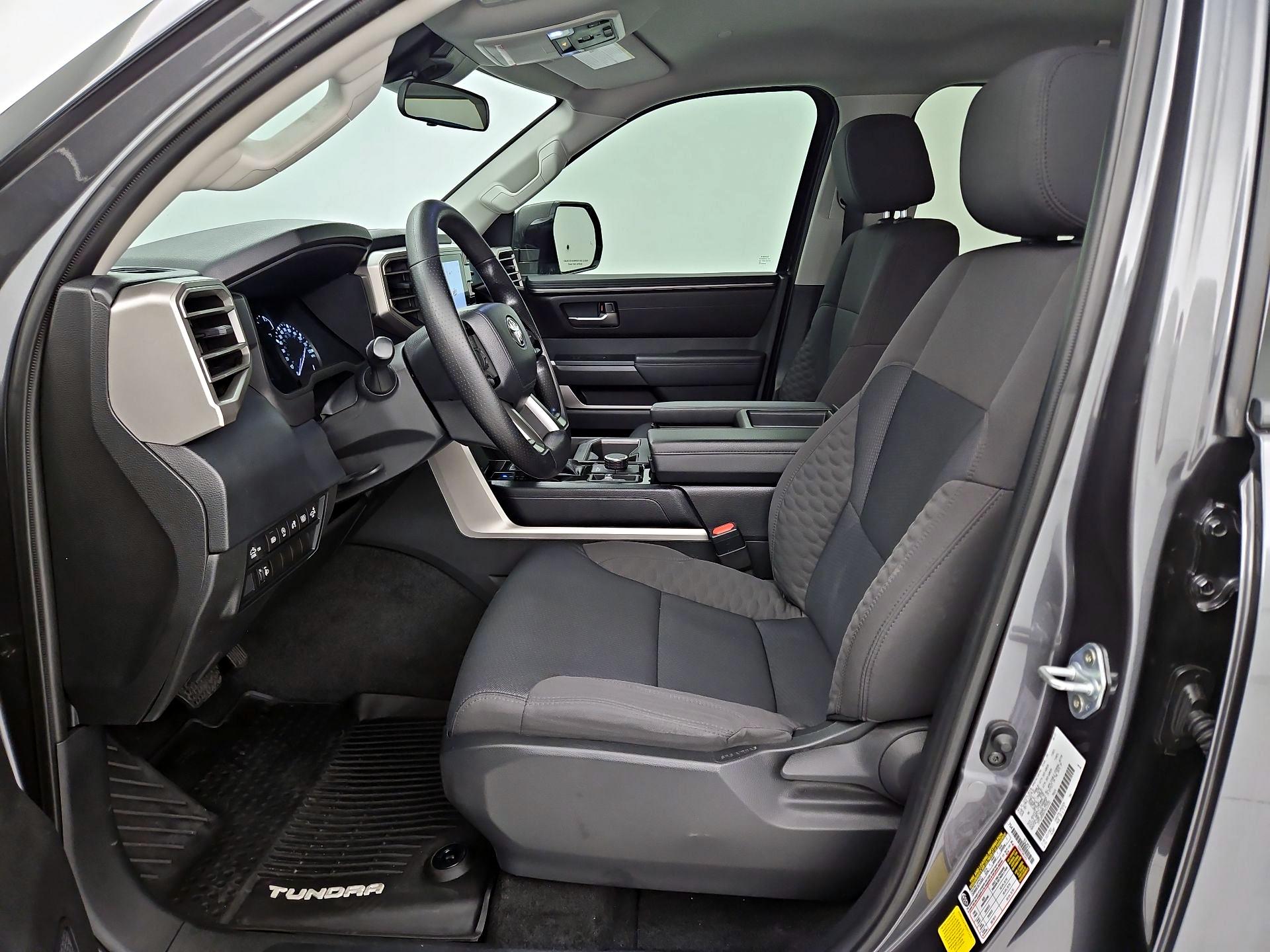 Thumbnail: 2023 Toyota Tundra - 11