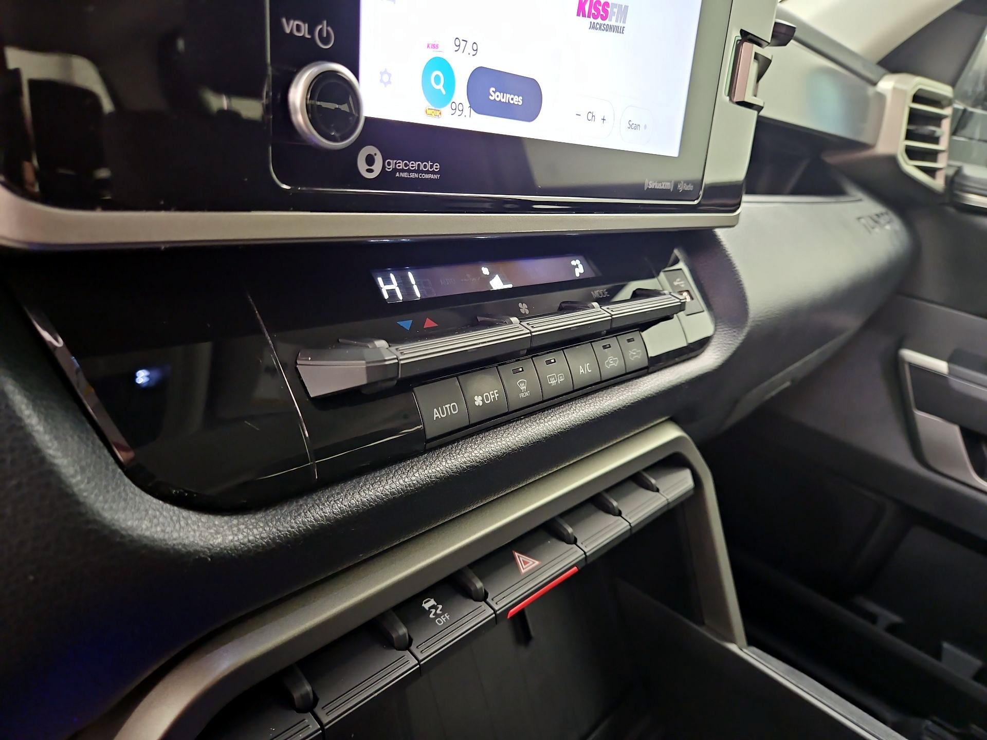 Thumbnail: 2023 Toyota Tundra - 16