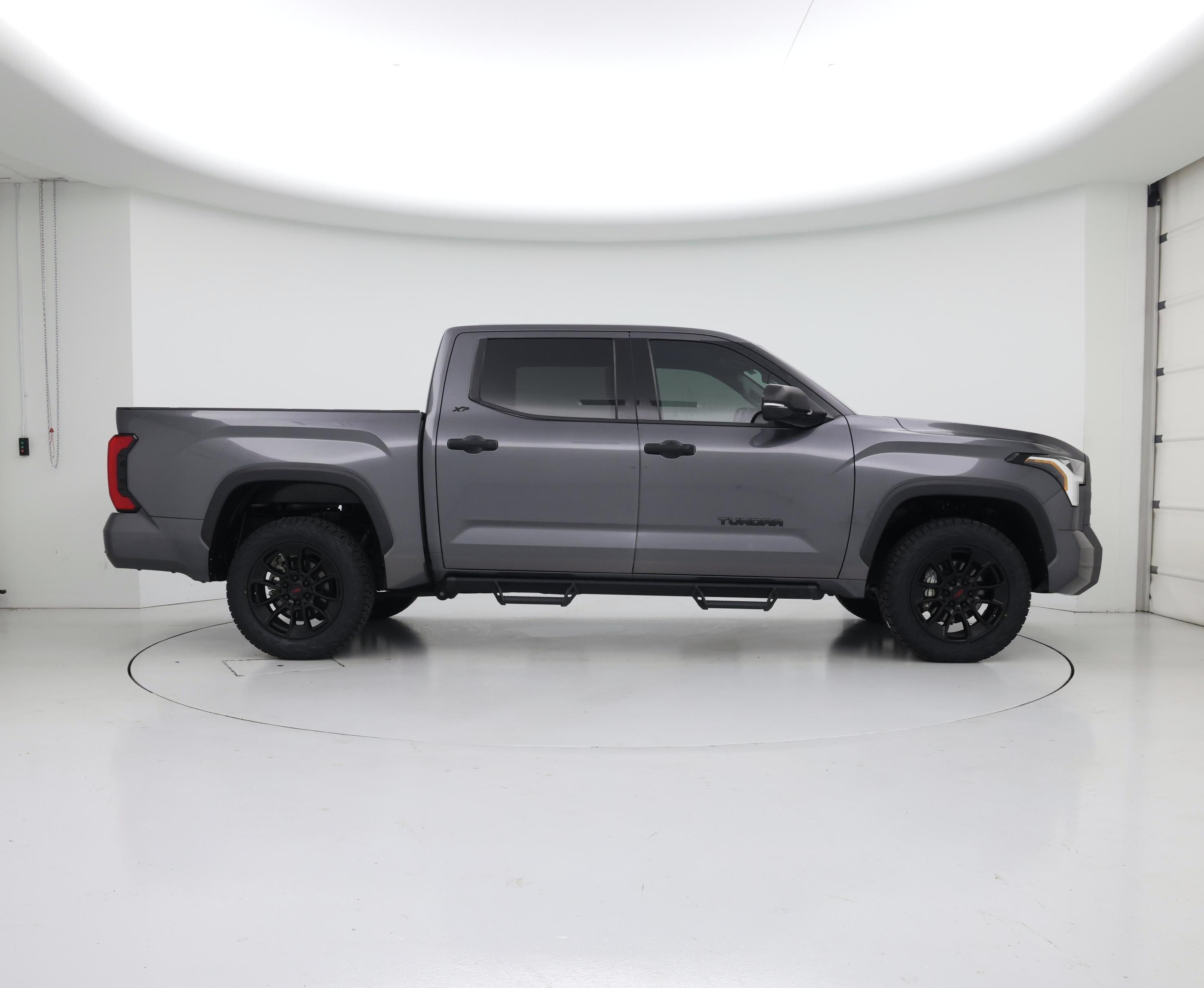 Thumbnail: 2023 Toyota Tundra - 7