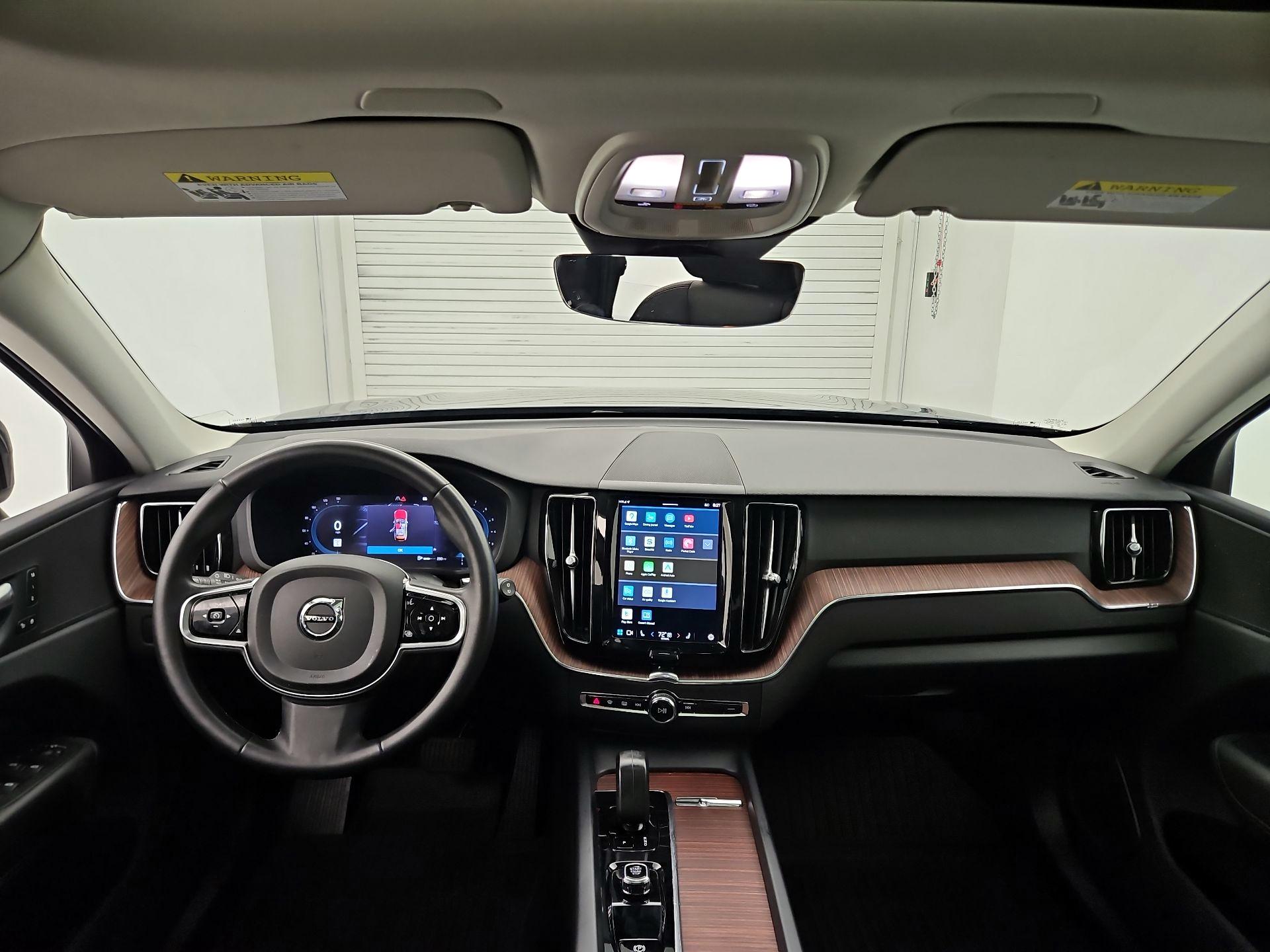 Thumbnail: 2023 Volvo XC60 - 9