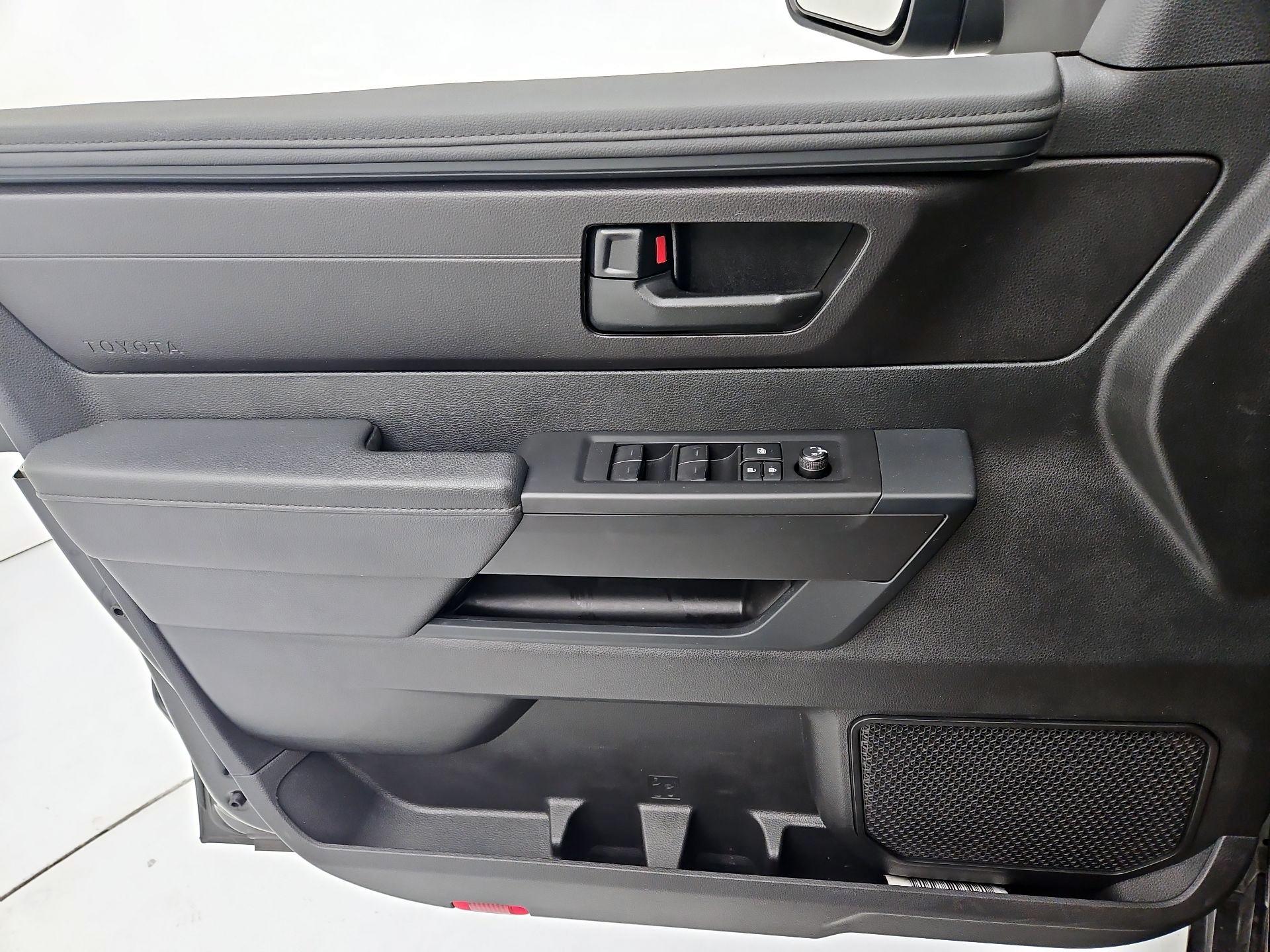 Thumbnail: 2023 Toyota Tundra - 12