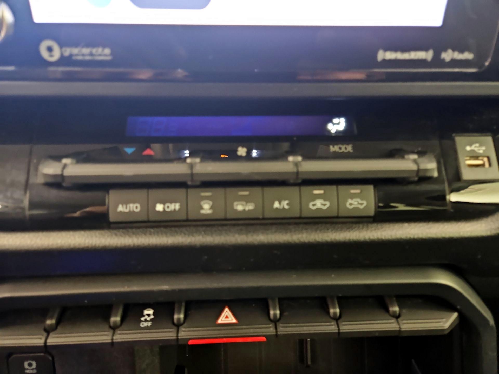 Thumbnail: 2023 Toyota Tundra - 16