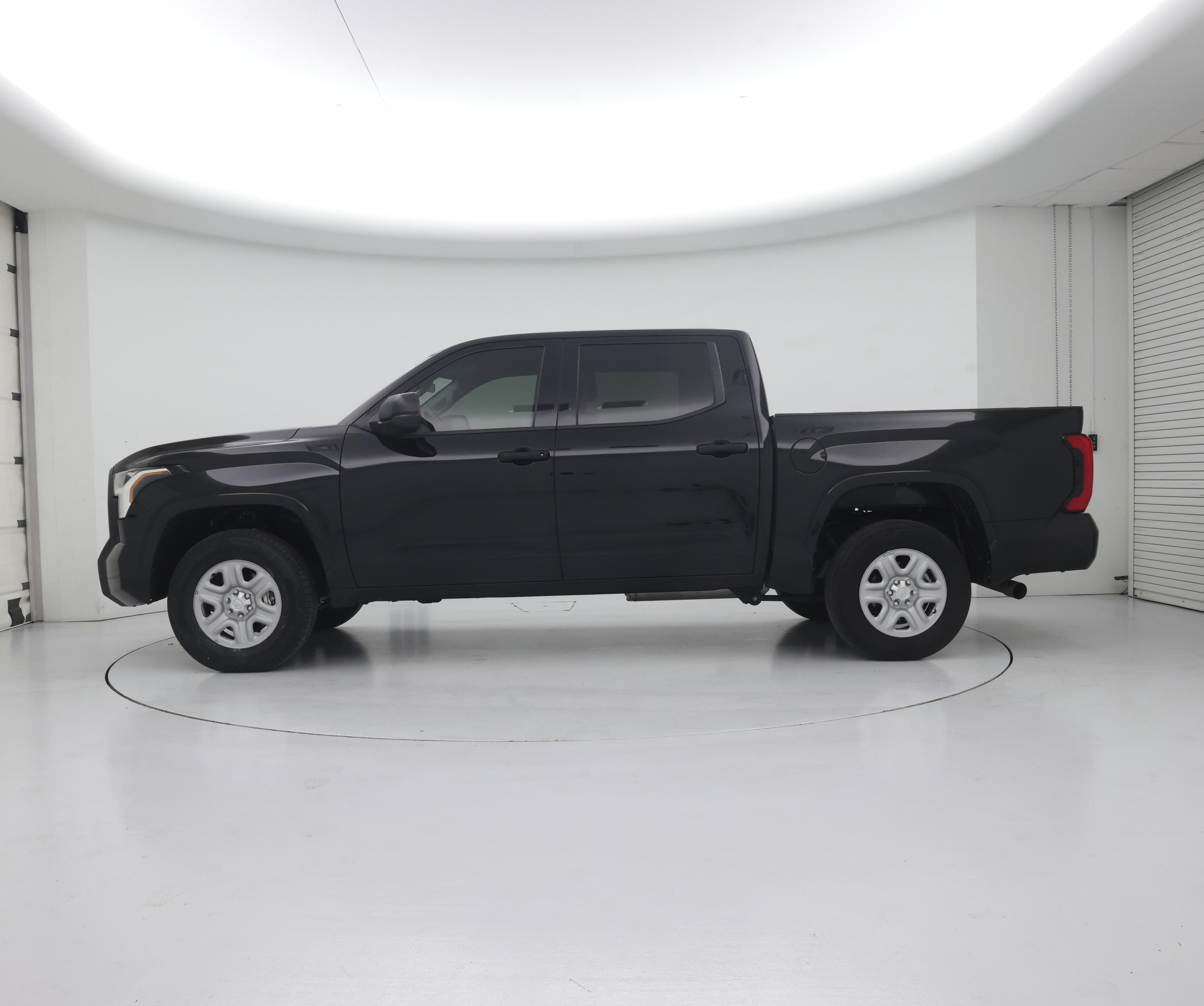 Thumbnail: 2023 Toyota Tundra - 3