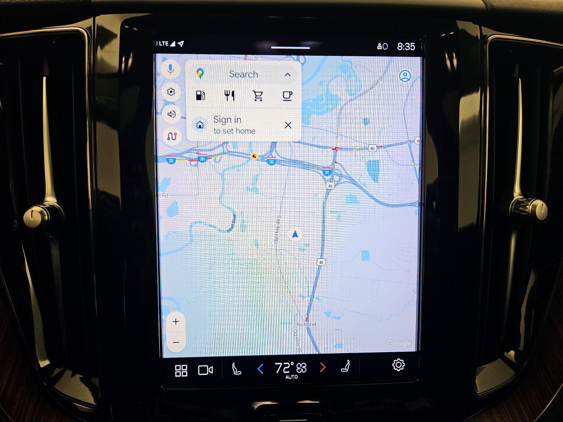 Thumbnail: 2023 Volvo XC60 - 14