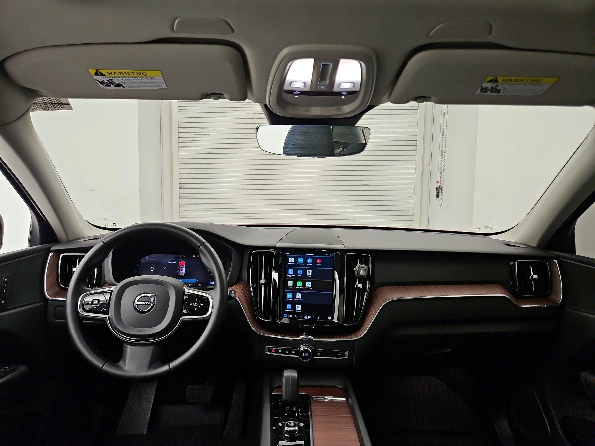 Thumbnail: 2023 Volvo XC60 - 9