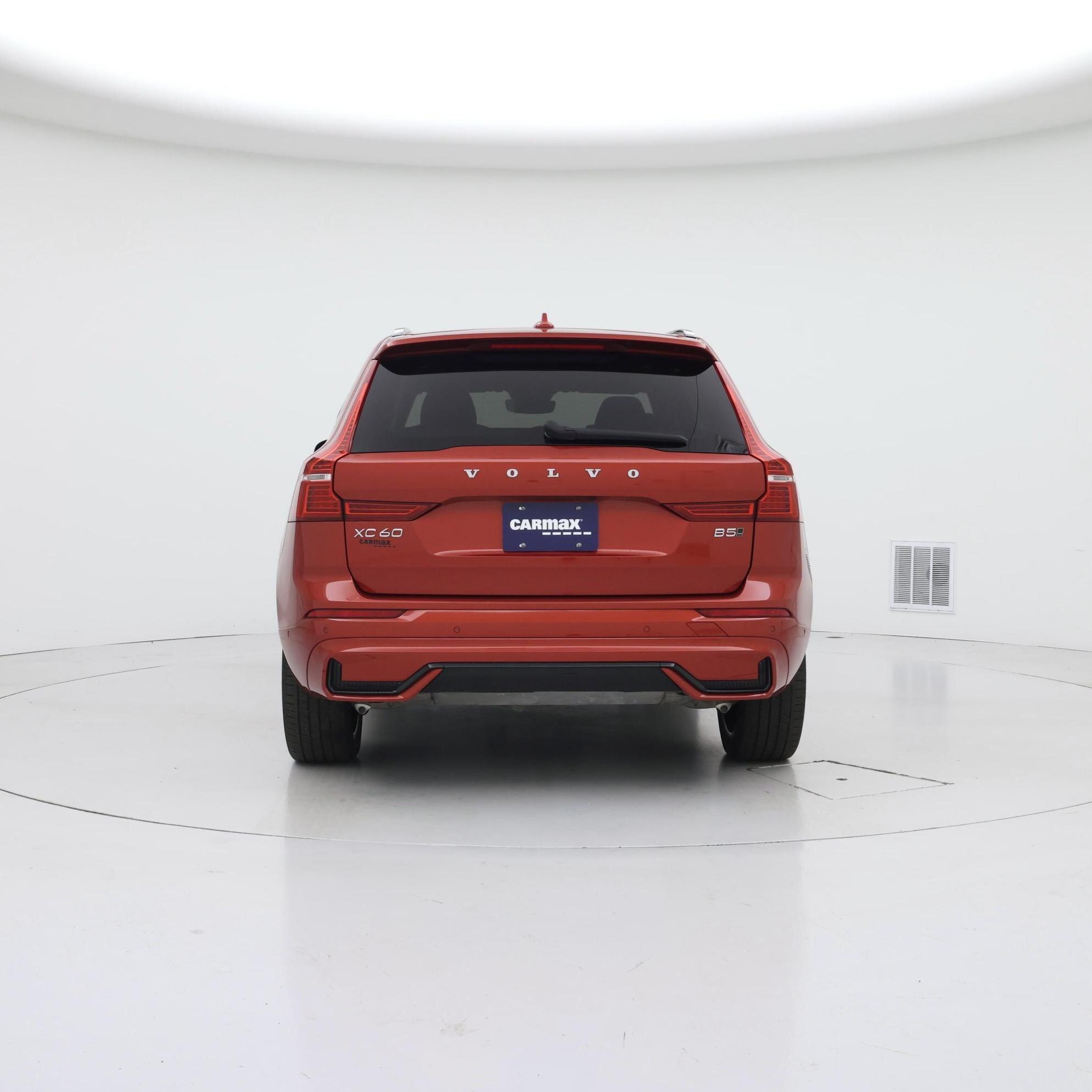 Thumbnail: 2023 Volvo XC60 - 6