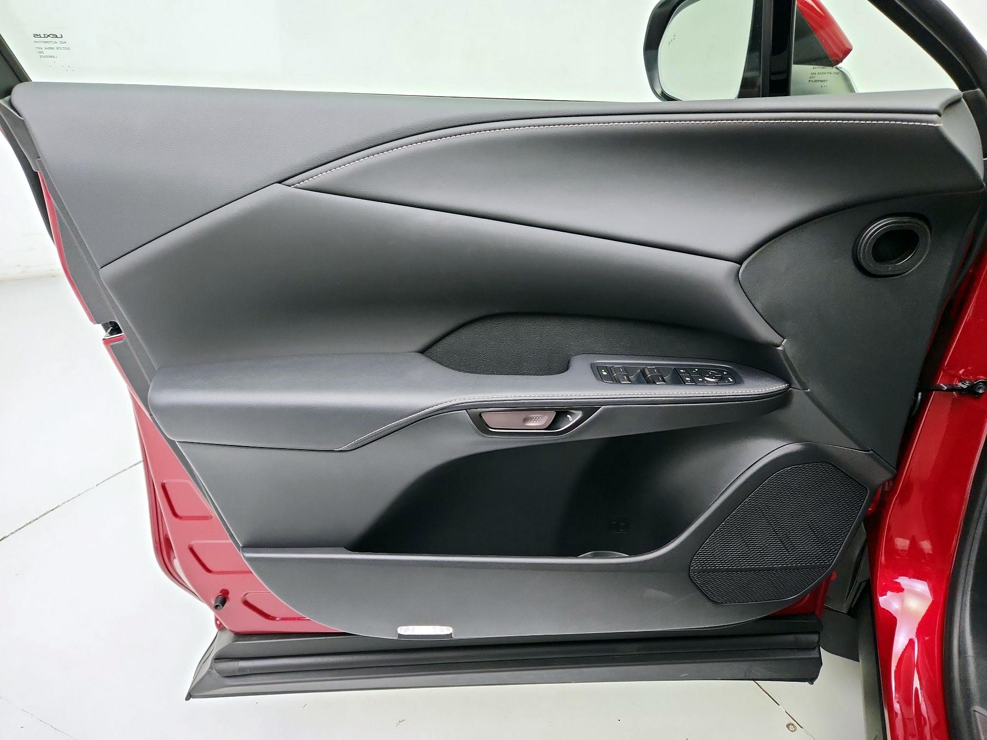 Thumbnail: 2025 Lexus RX - 12