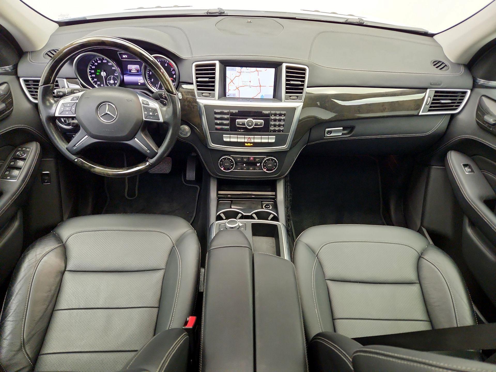 Thumbnail: 2015 Mercedes-Benz M-Class - 9