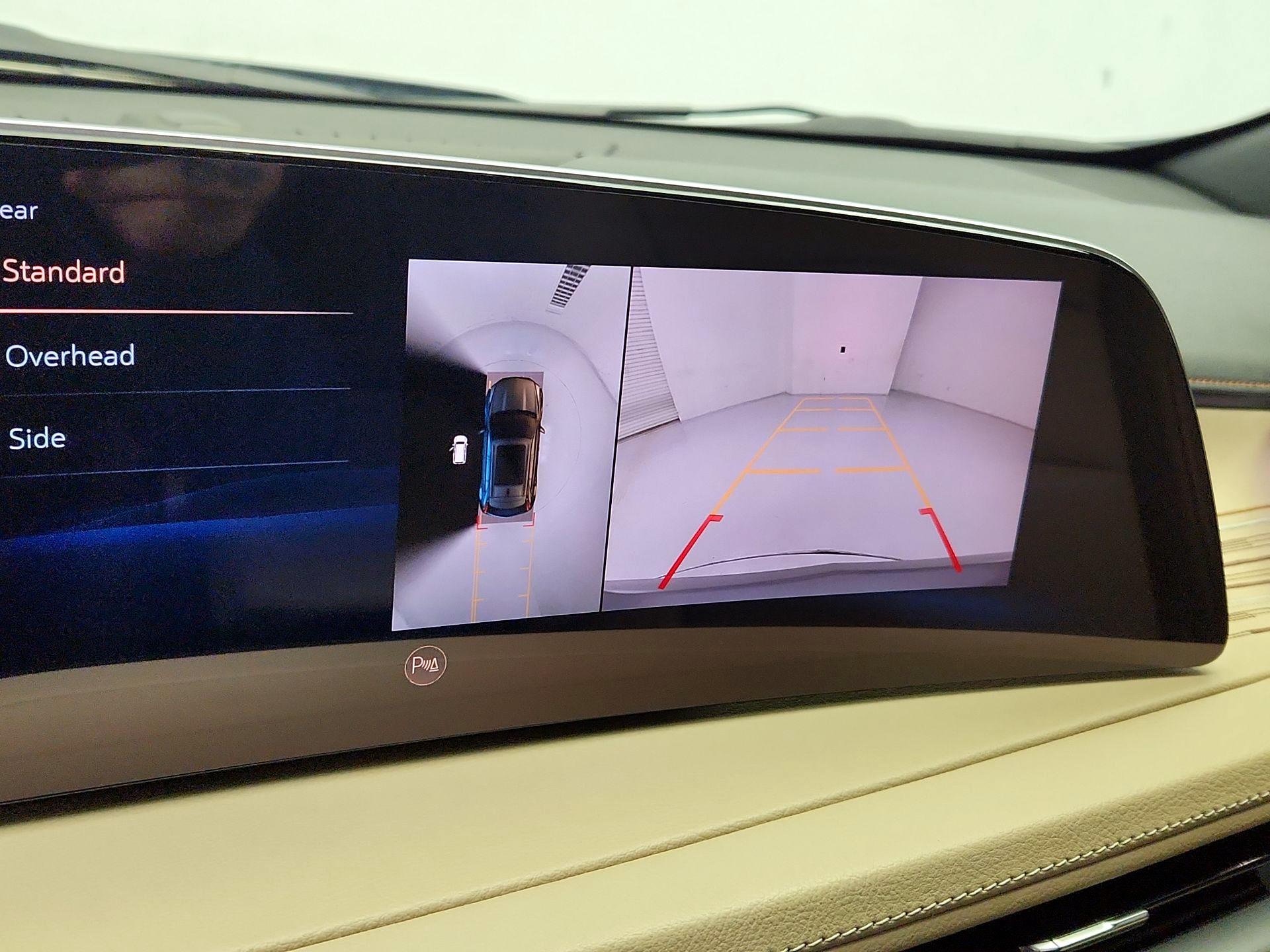 Thumbnail: 2025 Cadillac XT4 - 15