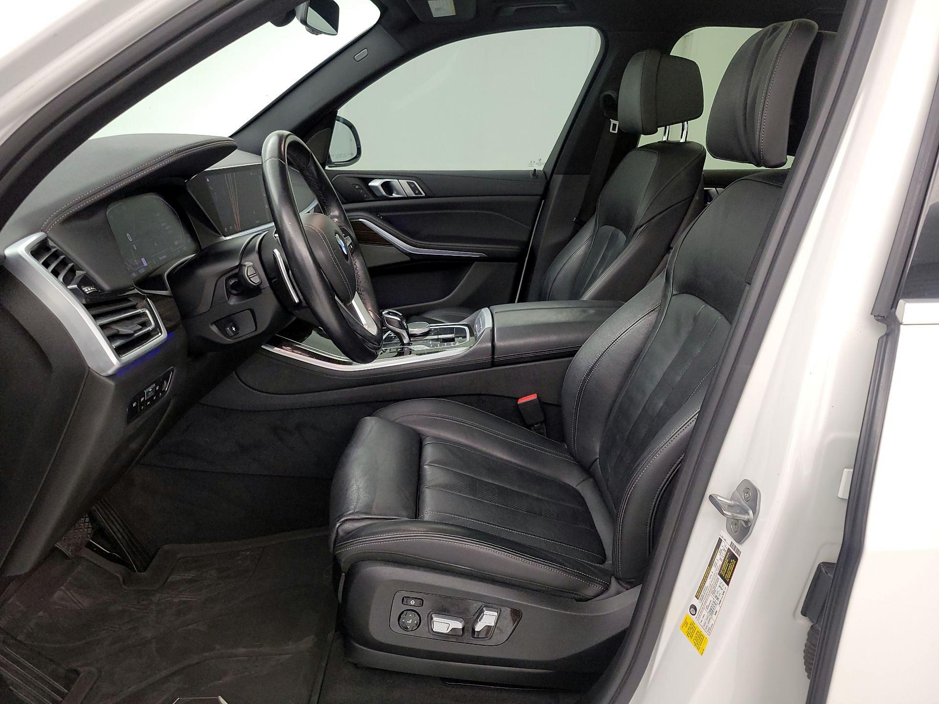 Thumbnail: 2020 BMW X5 - 11