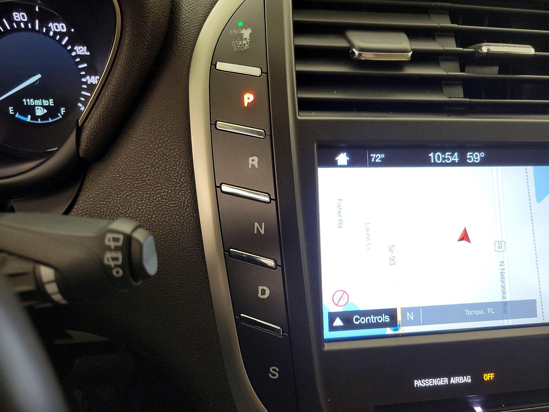 Thumbnail: 2016 Lincoln MKC - 18