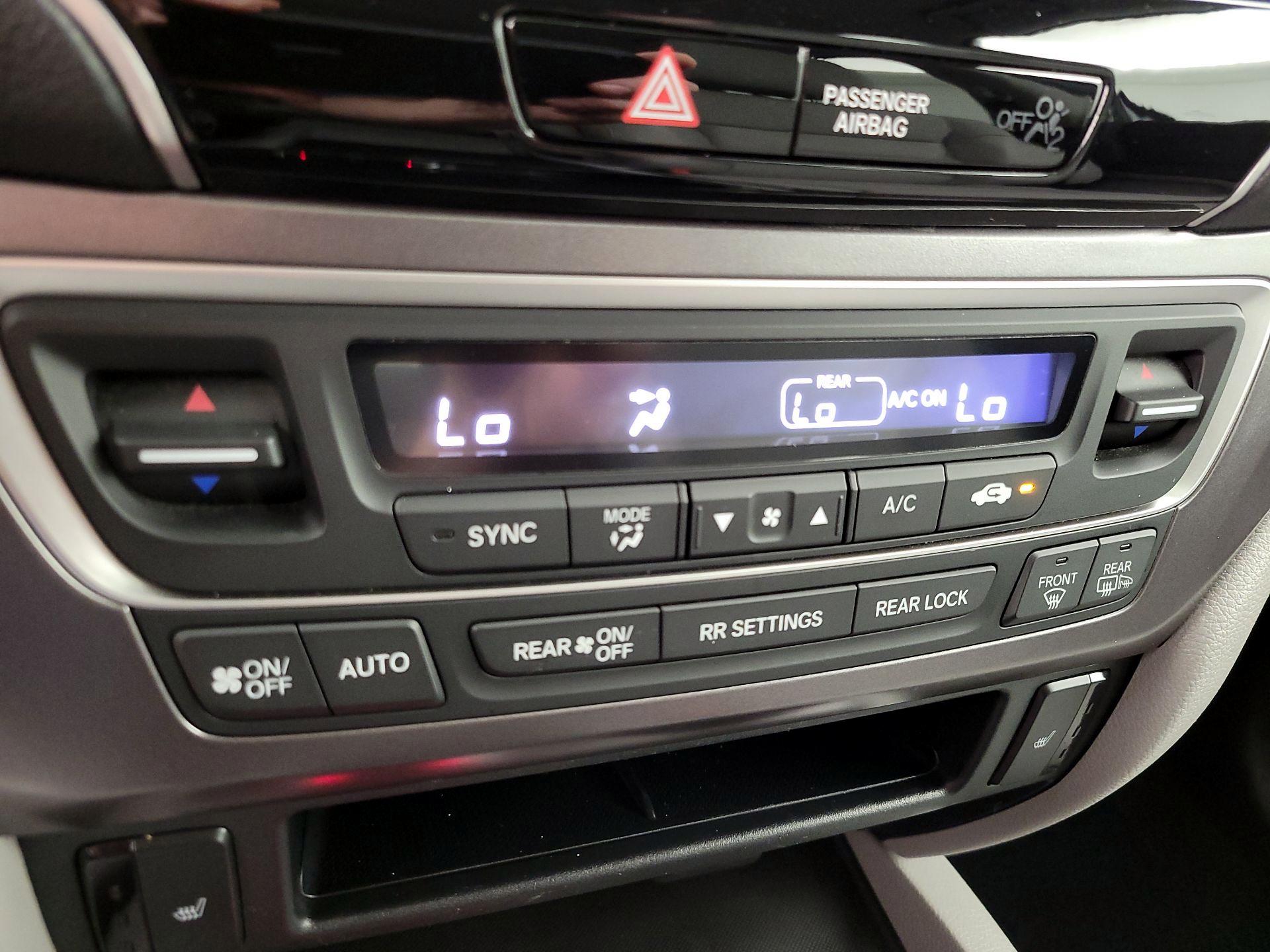 Thumbnail: 2022 Honda Pilot - 16