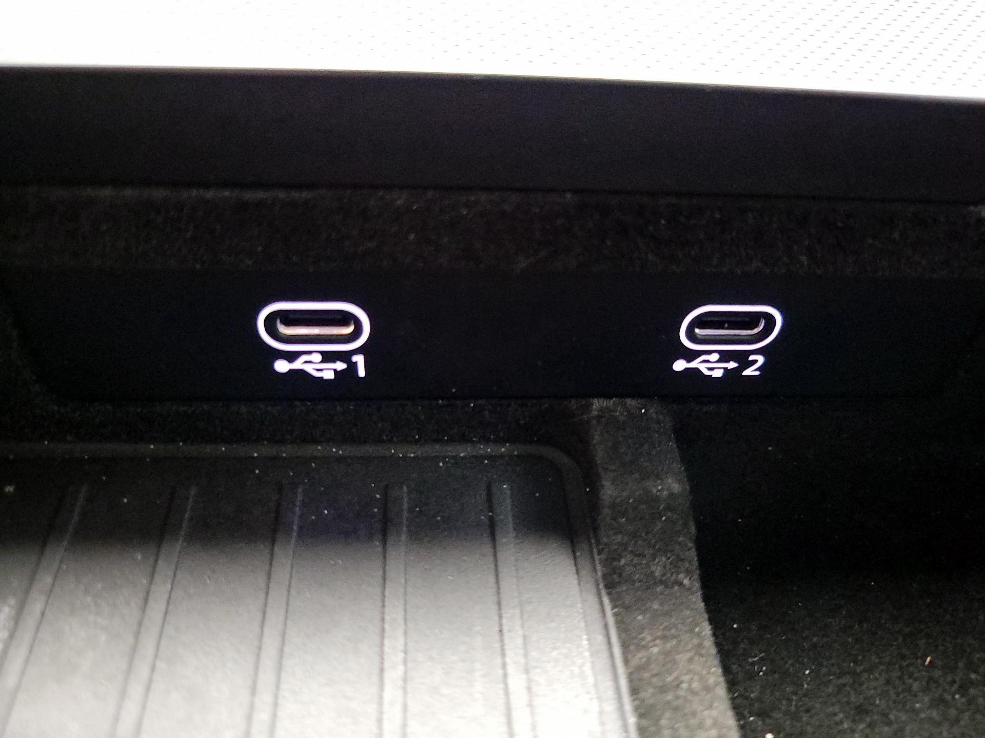 Thumbnail: 2021 Audi SQ8 - 19