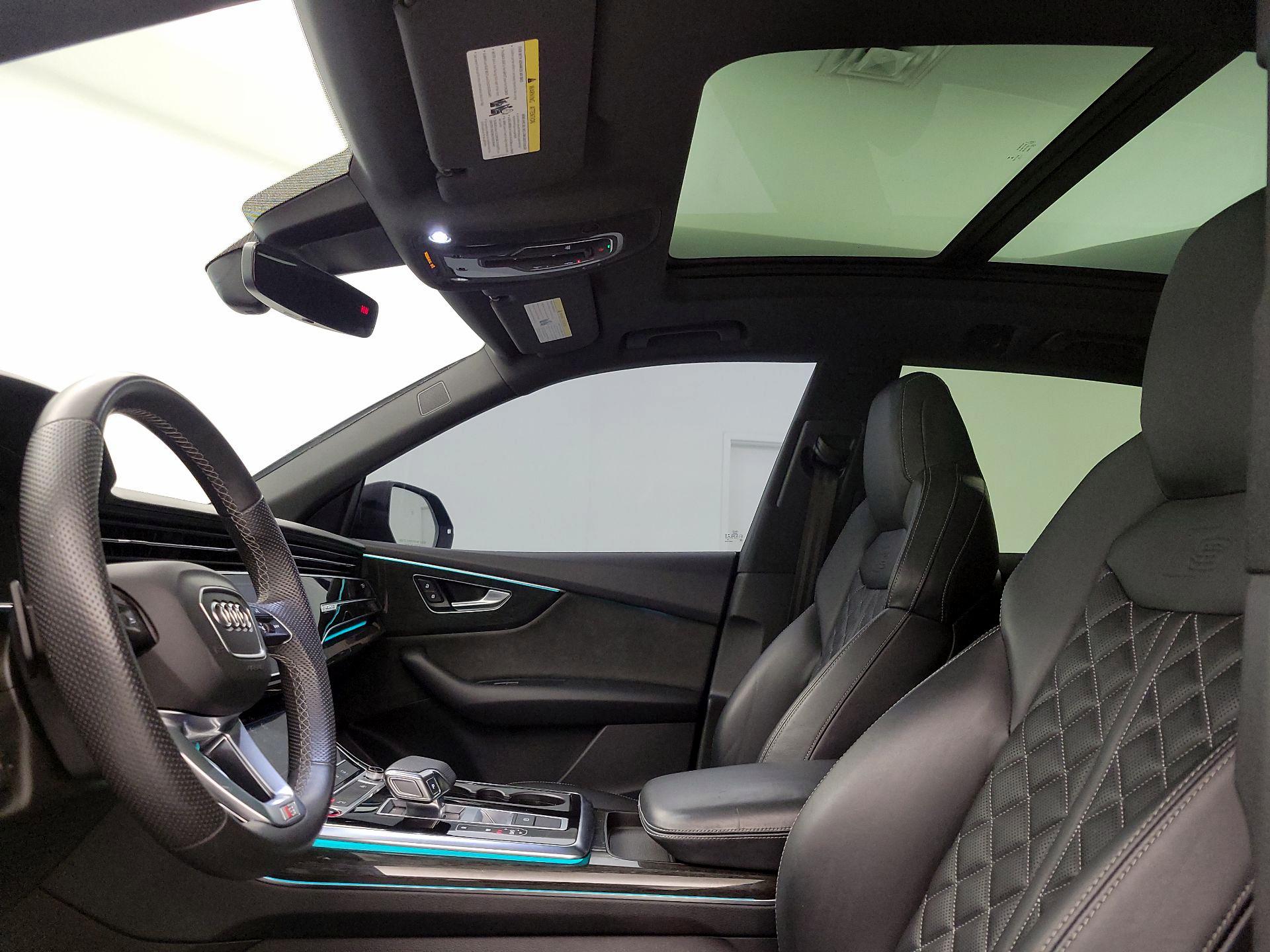 Thumbnail: 2021 Audi SQ8 - 20