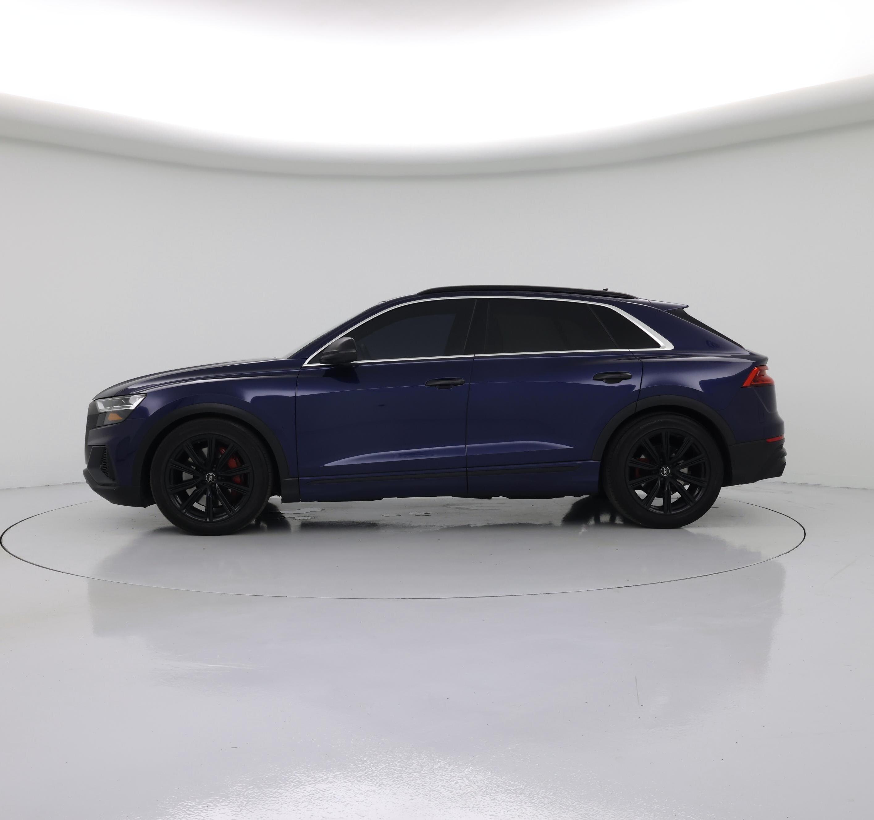 Thumbnail: 2021 Audi SQ8 - 3
